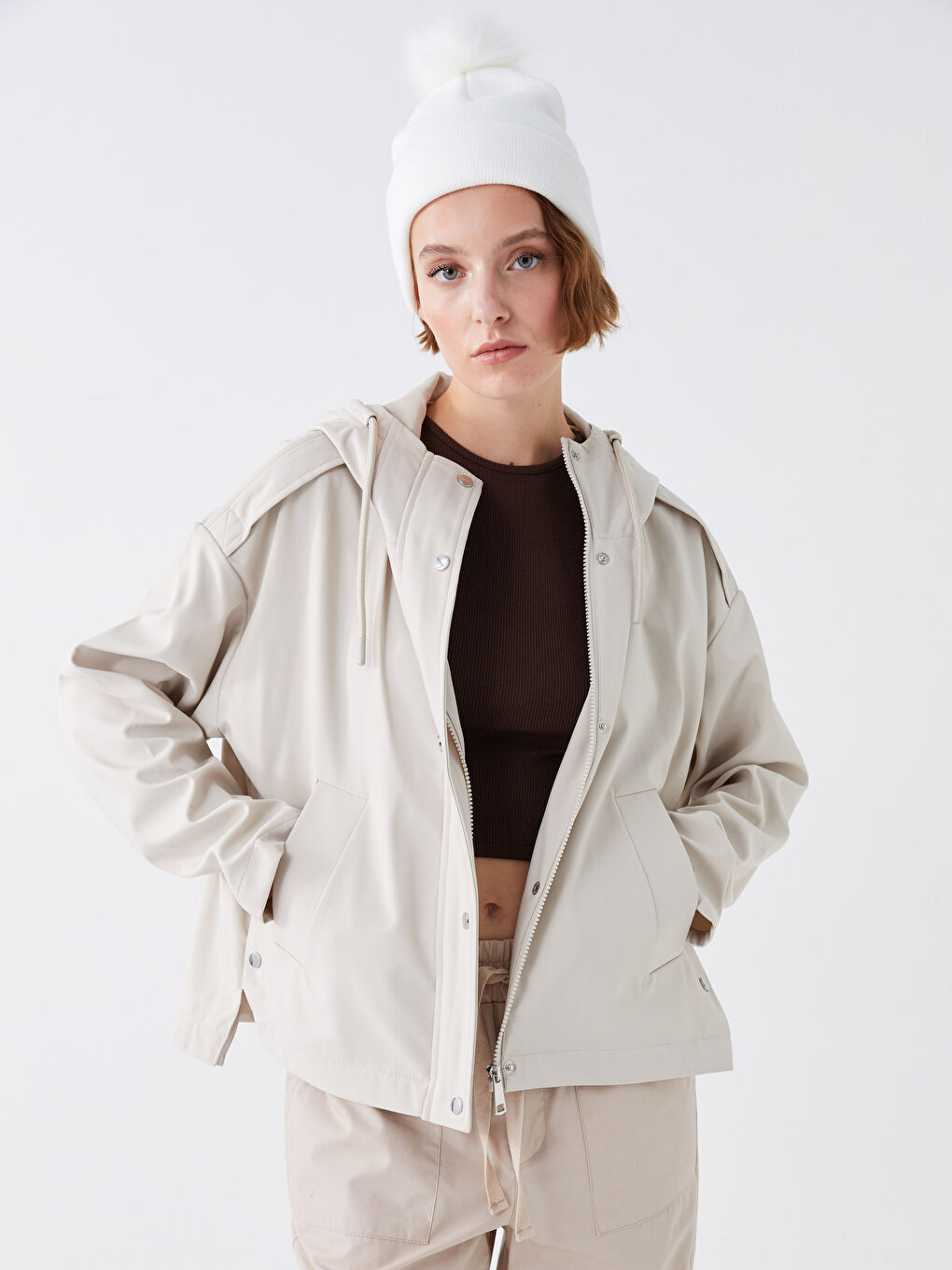 Bej Kapüşonlu Düz Oversize Kadın Yağmurluk