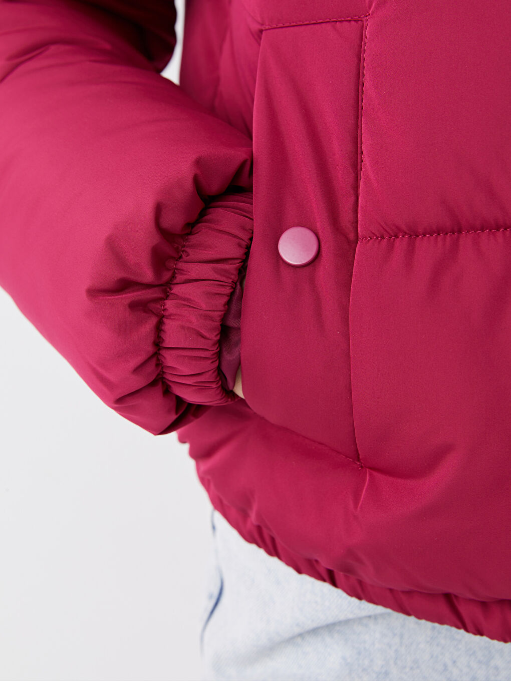 Bordo Dik Yaka Düz Uzun Kollu Kadın Şişme Mont-4