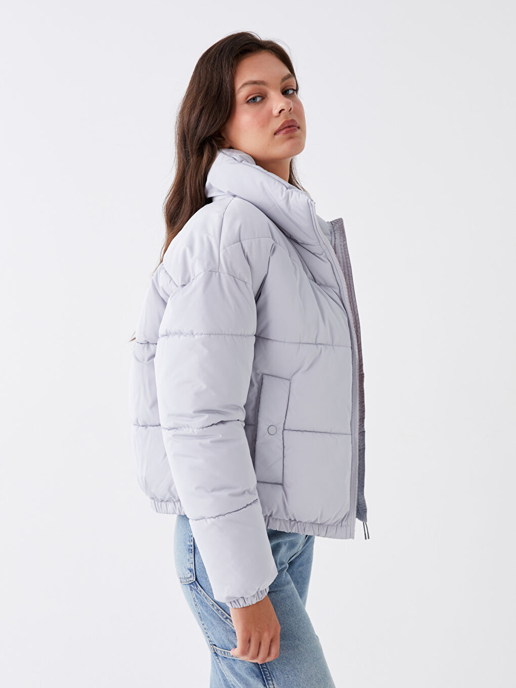 Gri Dik Yaka Düz Uzun Kollu Kadın Şişme Mont