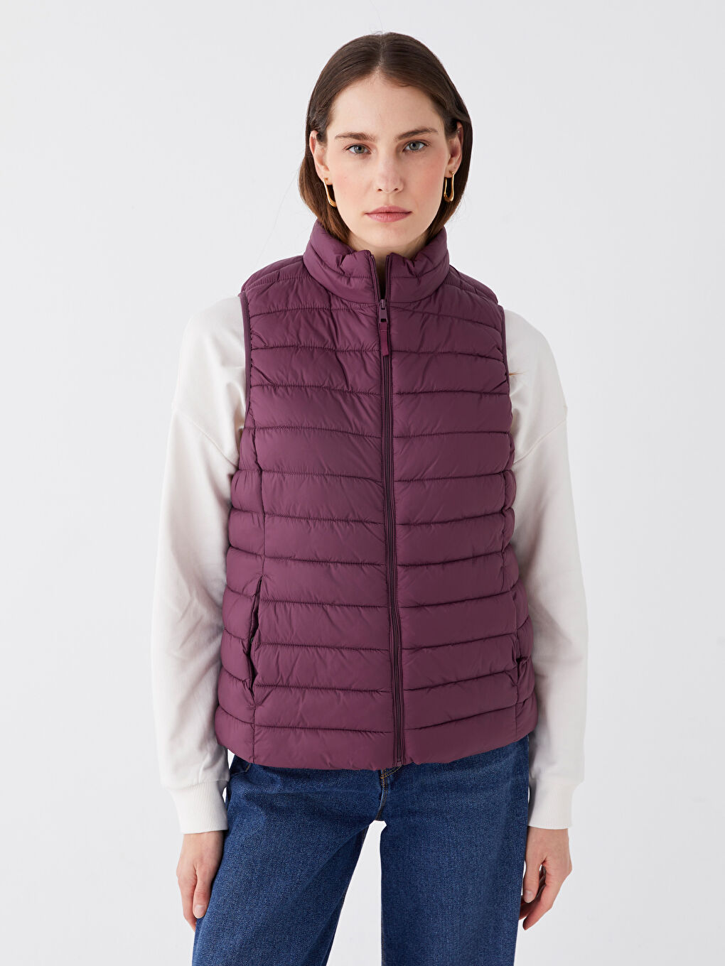 Women's Funnel Neck Plain Puffer Gilet-1