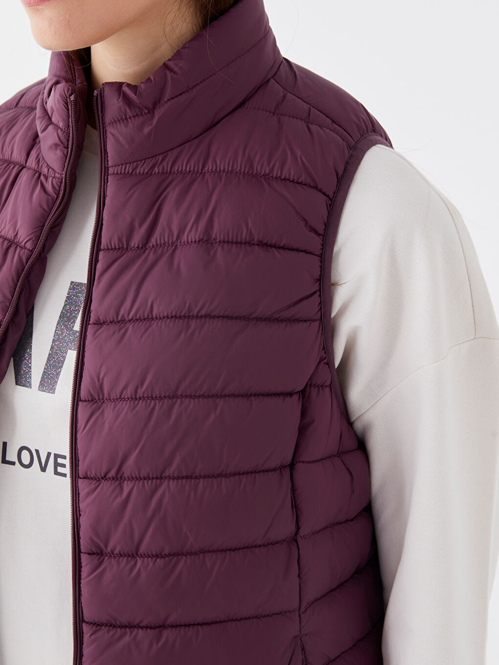 Women's Funnel Neck Plain Puffer Gilet-3