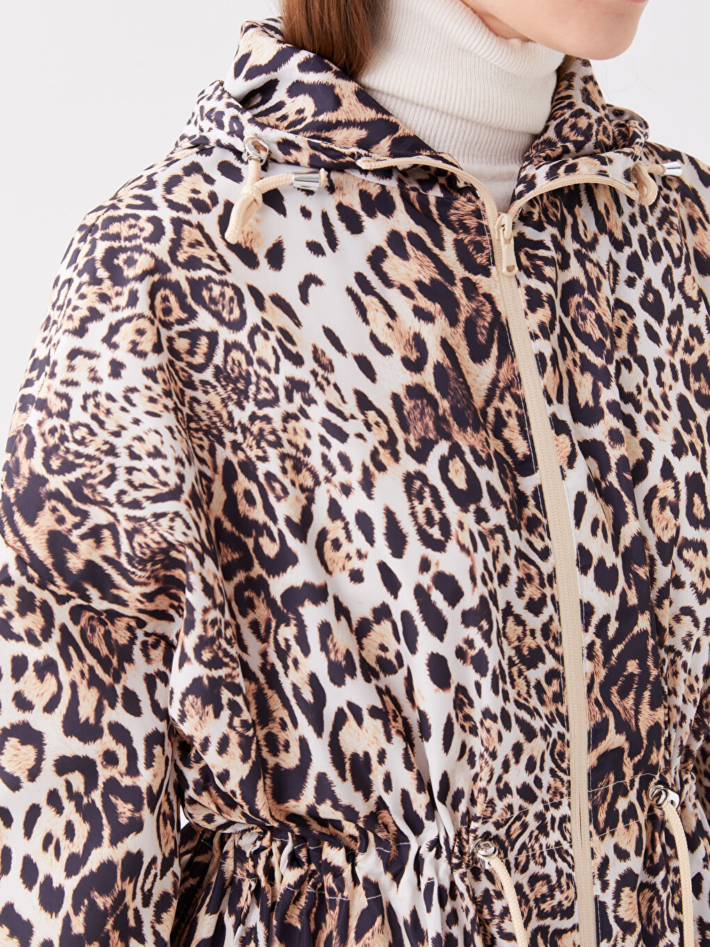 معطف المطار نساء أوفرسايز مطبوع بقلنسوة-3