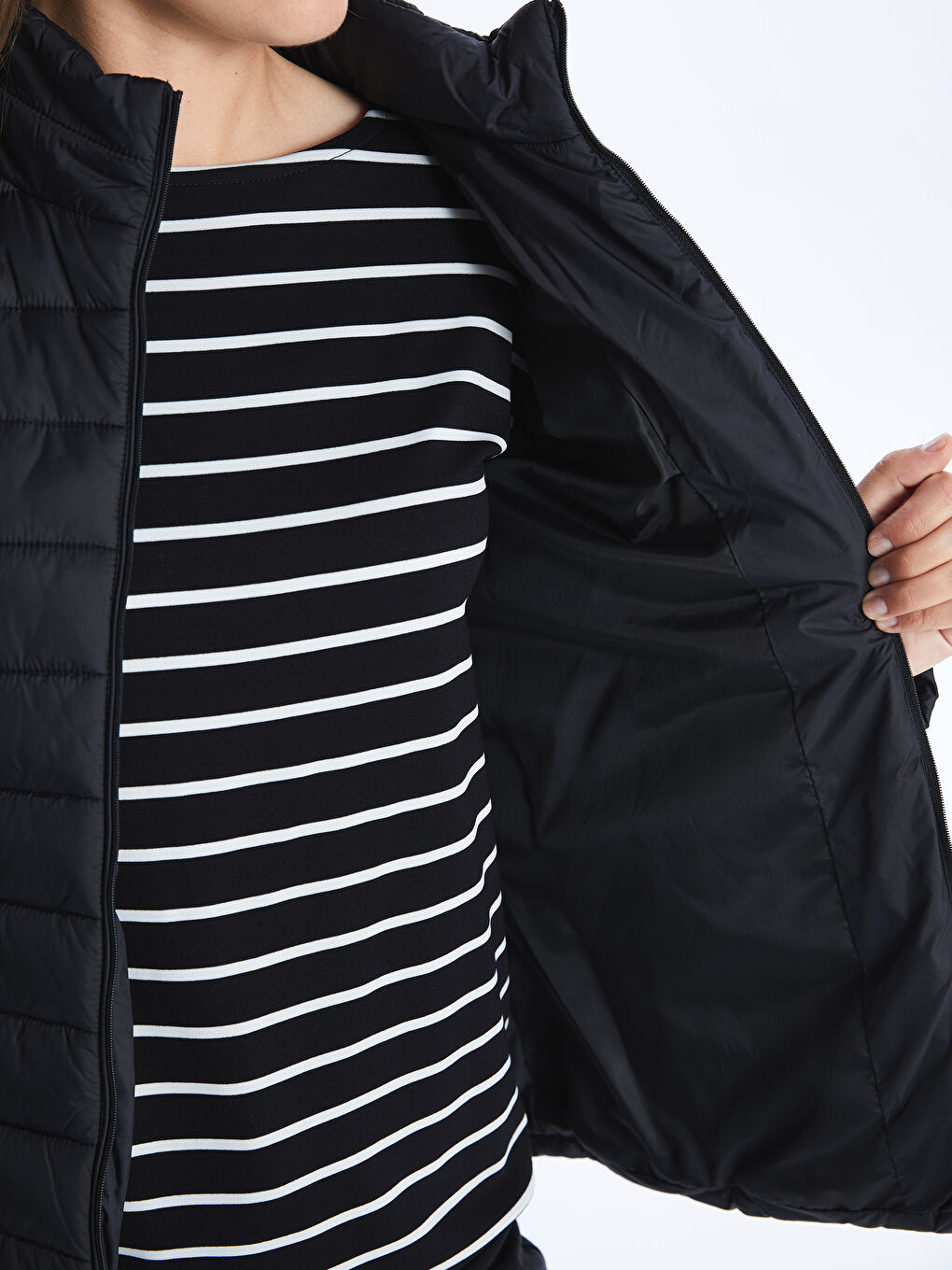 Funnel Neck Women's Puffer Coat-4