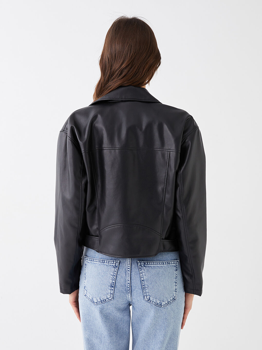 Siyah Kadın Biker Yaka Düz Deri Görünümlü Mont-5