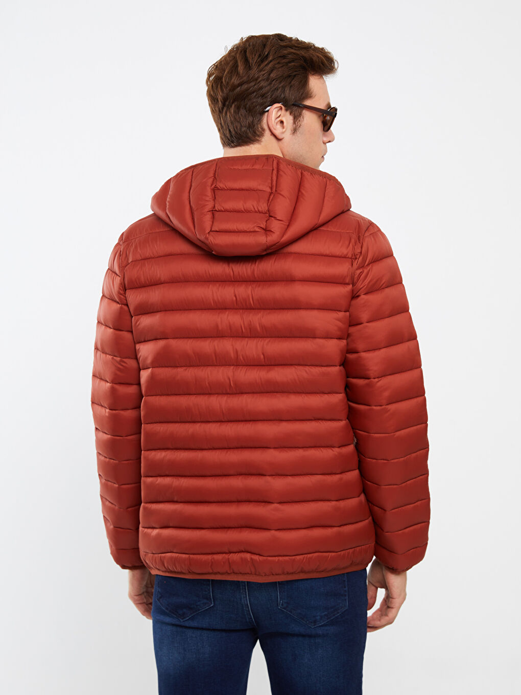 Палто тип шушляк с качулка и стандартна кройка за мъже-4