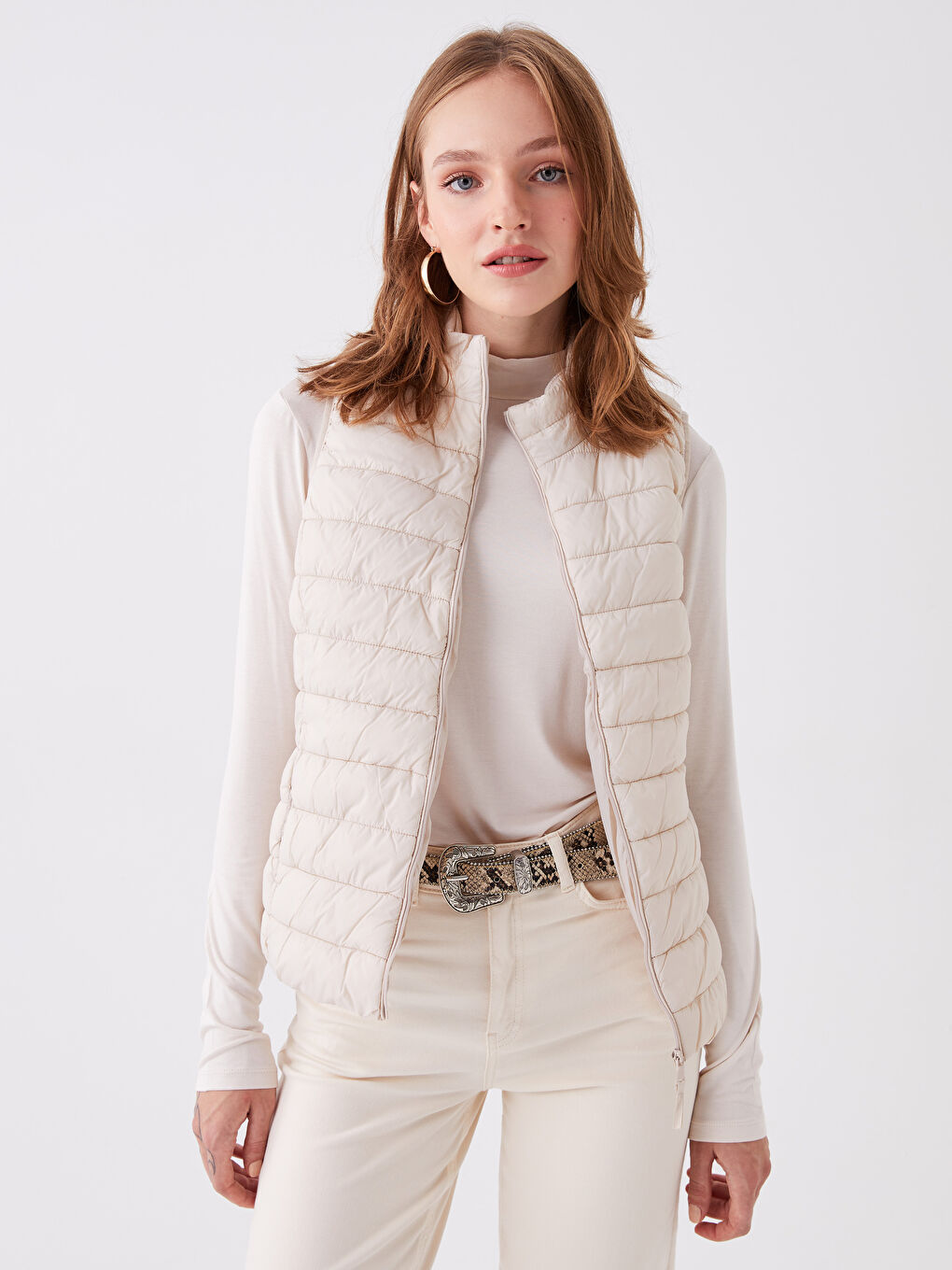 Bej Kadın Dik Yaka Düz Şişme Yelek-1