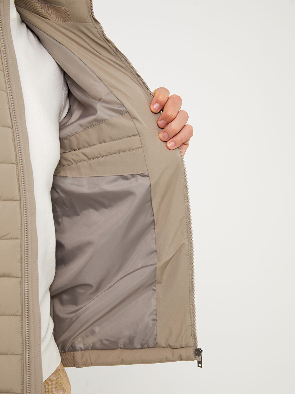 Standard Fit Funnel Neck Men's Puffer Coat-4
