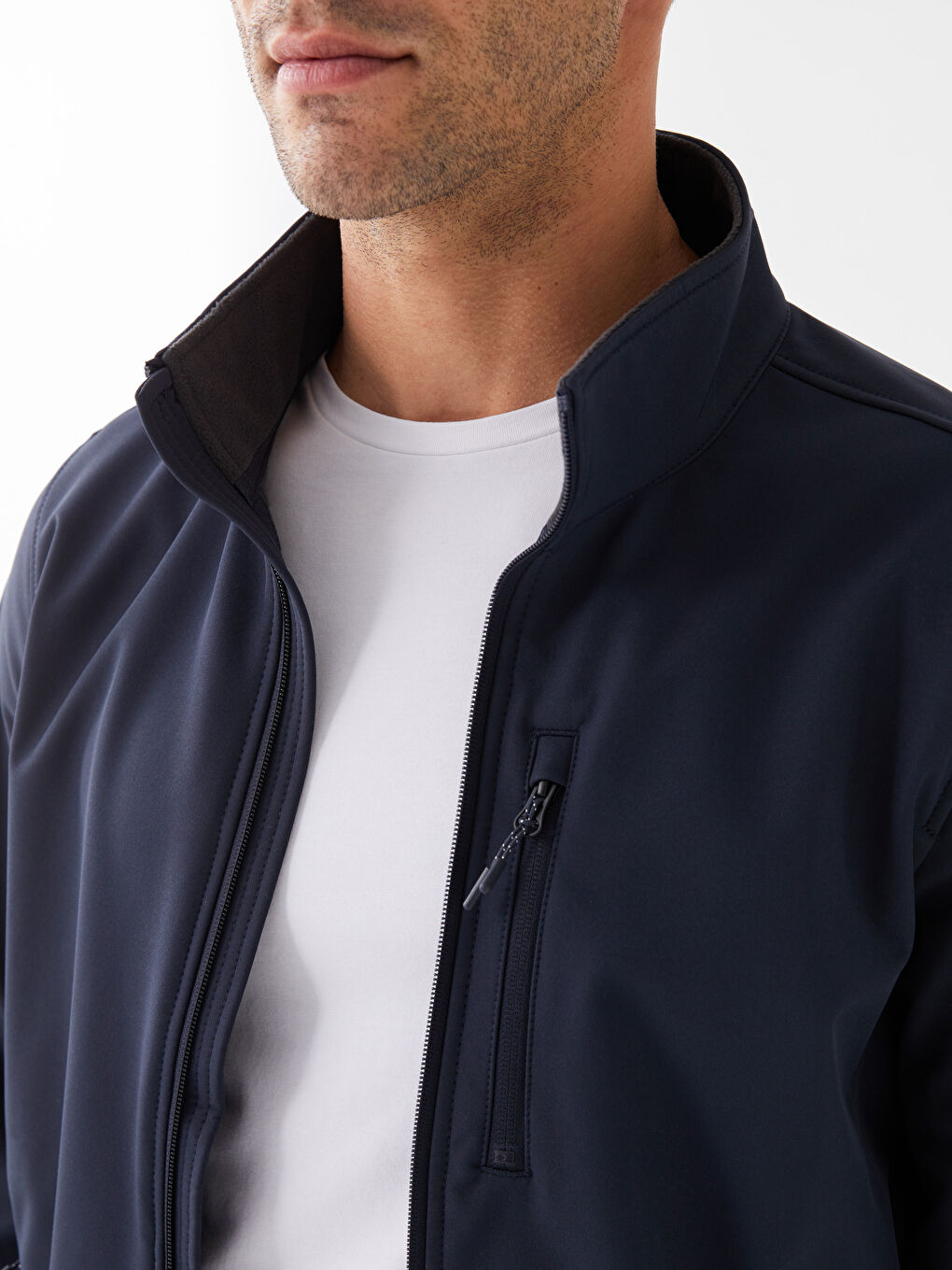 Куртка мужская с воротником стойкой-5