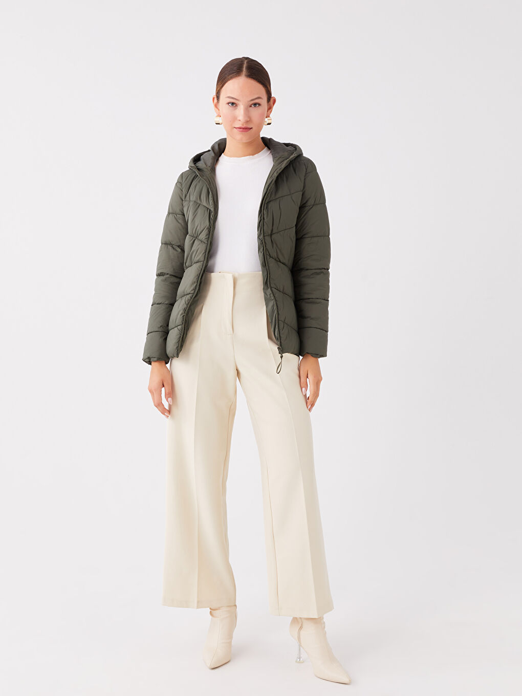 Yeşil Kadın Kapüşonlu Düz Şişme Mont-2