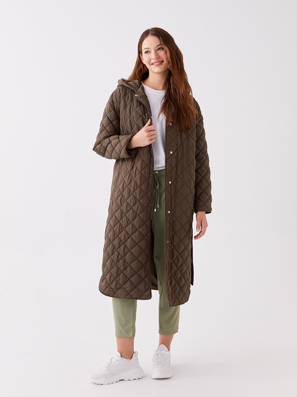 Yeşil Kapüşonlu Kapitone Oversize Kadın Şişme Mont-1