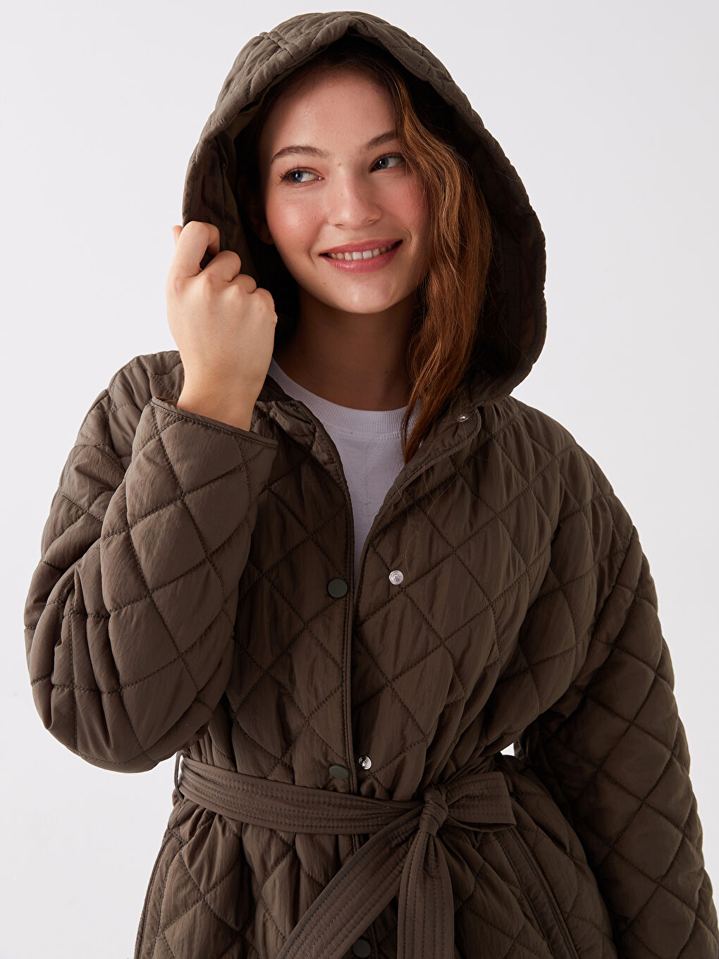 Yeşil Kapüşonlu Kapitone Oversize Kadın Şişme Mont-2