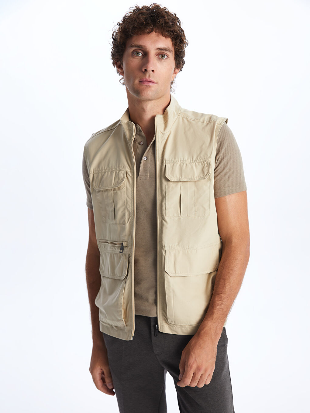 Bej Standart Kalıp Dik Yaka Erkek Avcı Yeleği-1