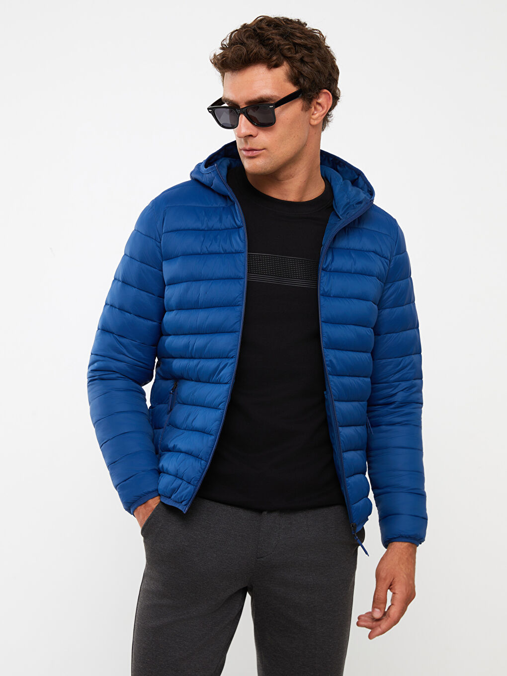 Lacivert Standart Kalıp Kapüşonlu Erkek Şişme Mont