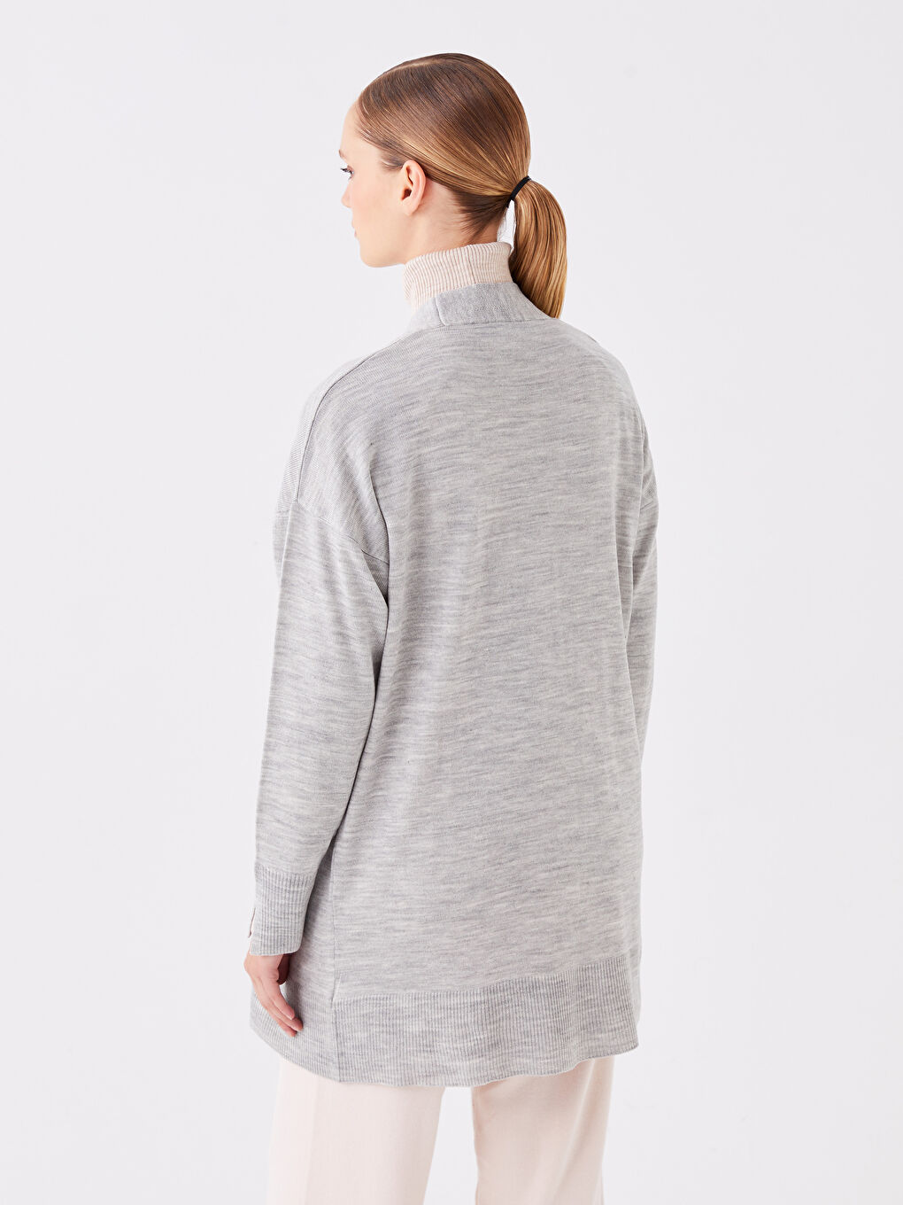 Gri Şal Yaka Düz Uzun Kollu Oversize Kadın Triko Hırka-4