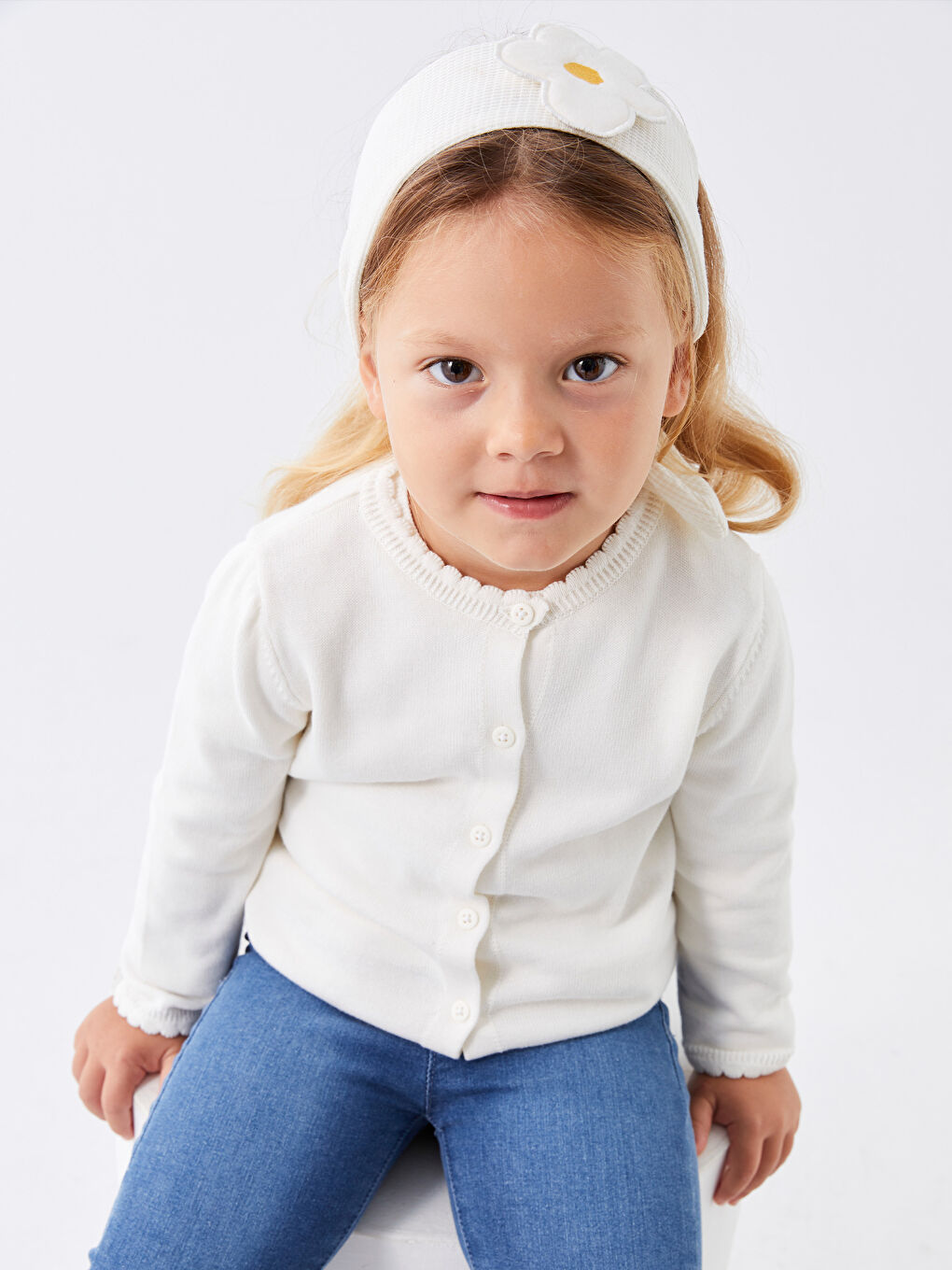 LCW baby Crew Neck Girls Knitted Cardigan -W31109Z1-FDW