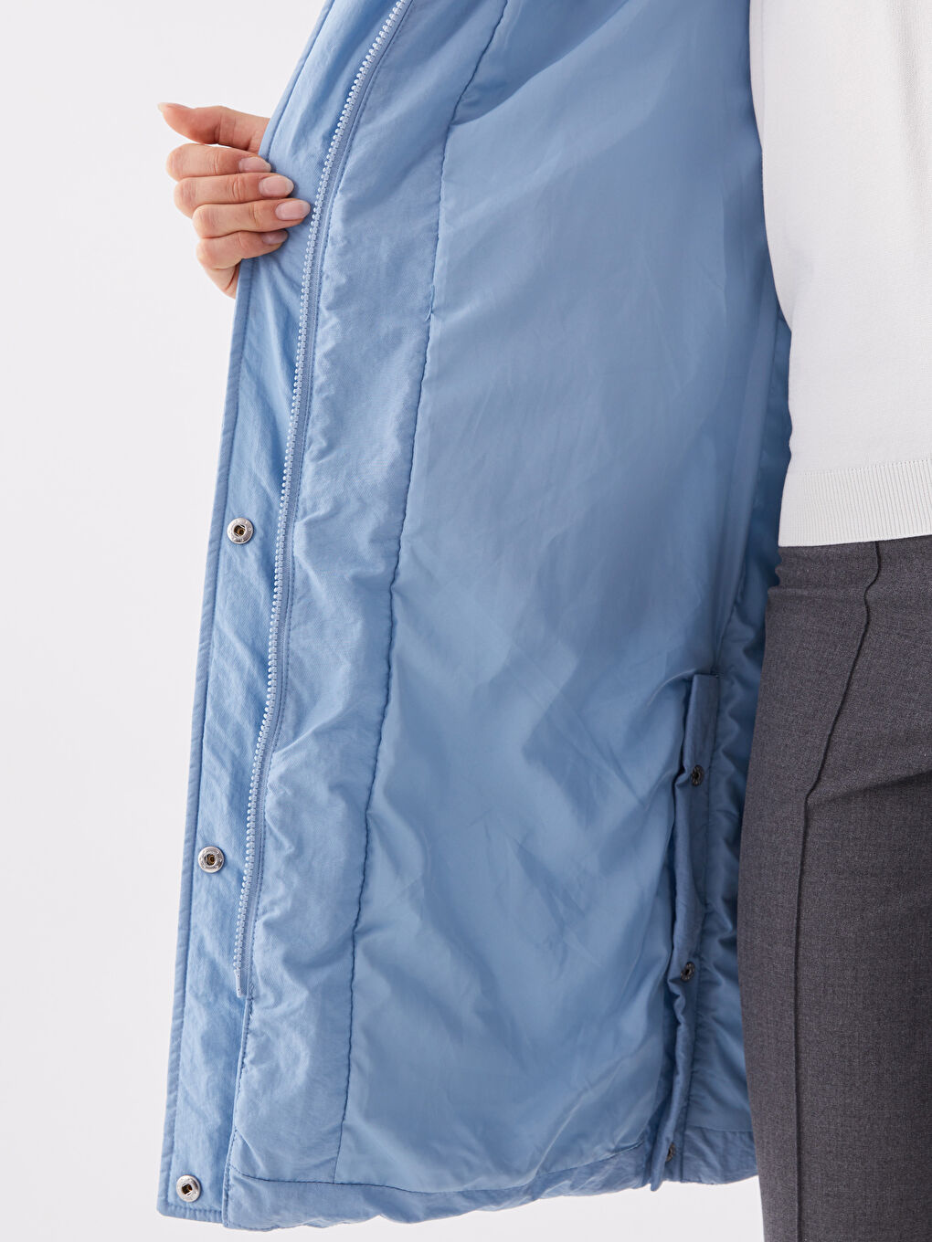 Mavi Kapüşonlu Kapitone Kadın Şişme Mont-4