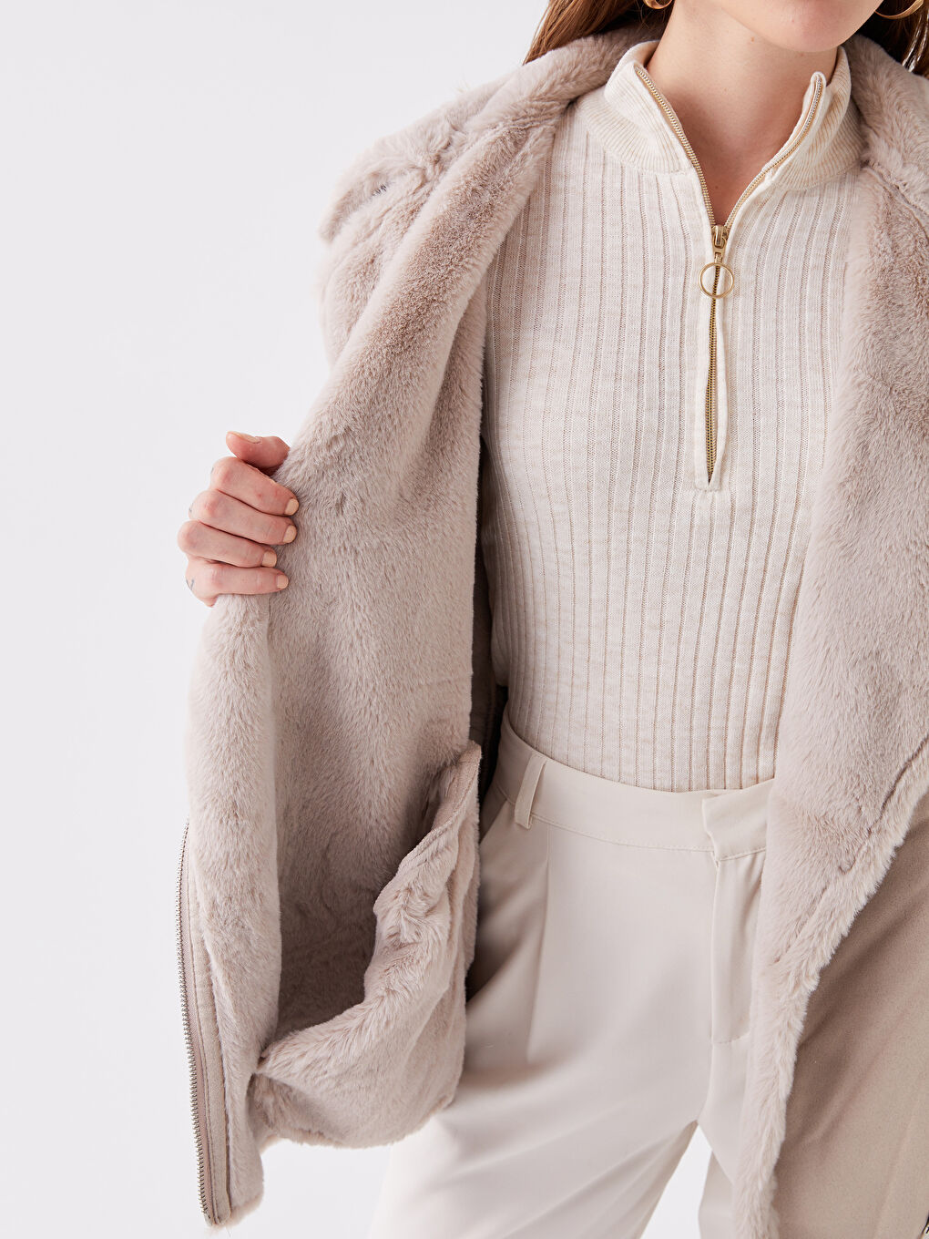 Gri Biker Yaka Düz Uzun Kollu Kadın Süet Mont-5