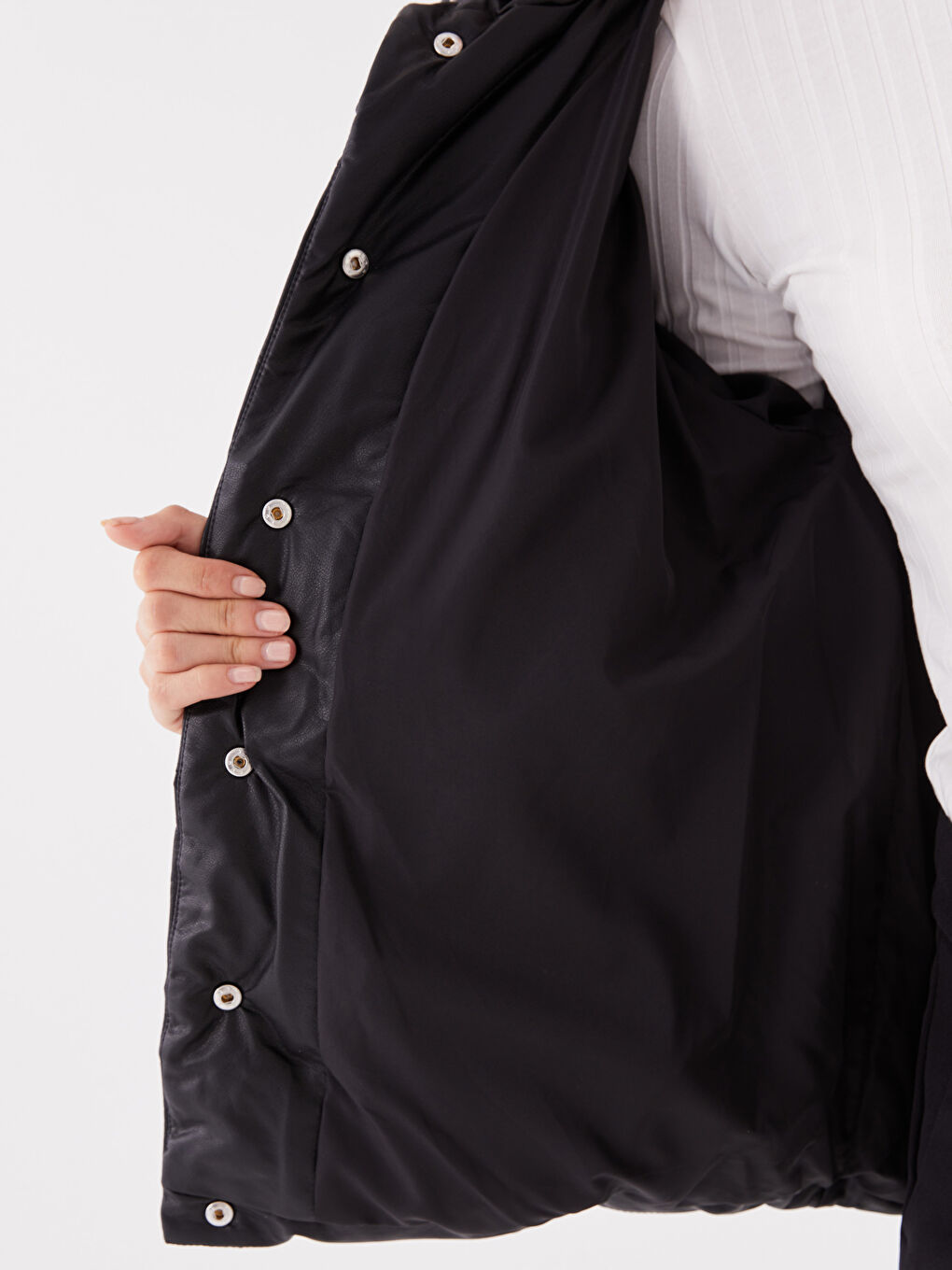 Funnel Neck Plain Faux Leather Women's Puffer Coat-4