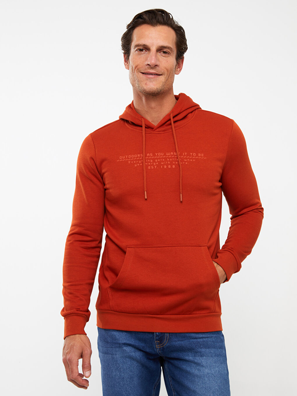 LCWAIKIKI Classic Yanık Turuncu Uzun Kollu Baskılı Erkek Hoodie - 1