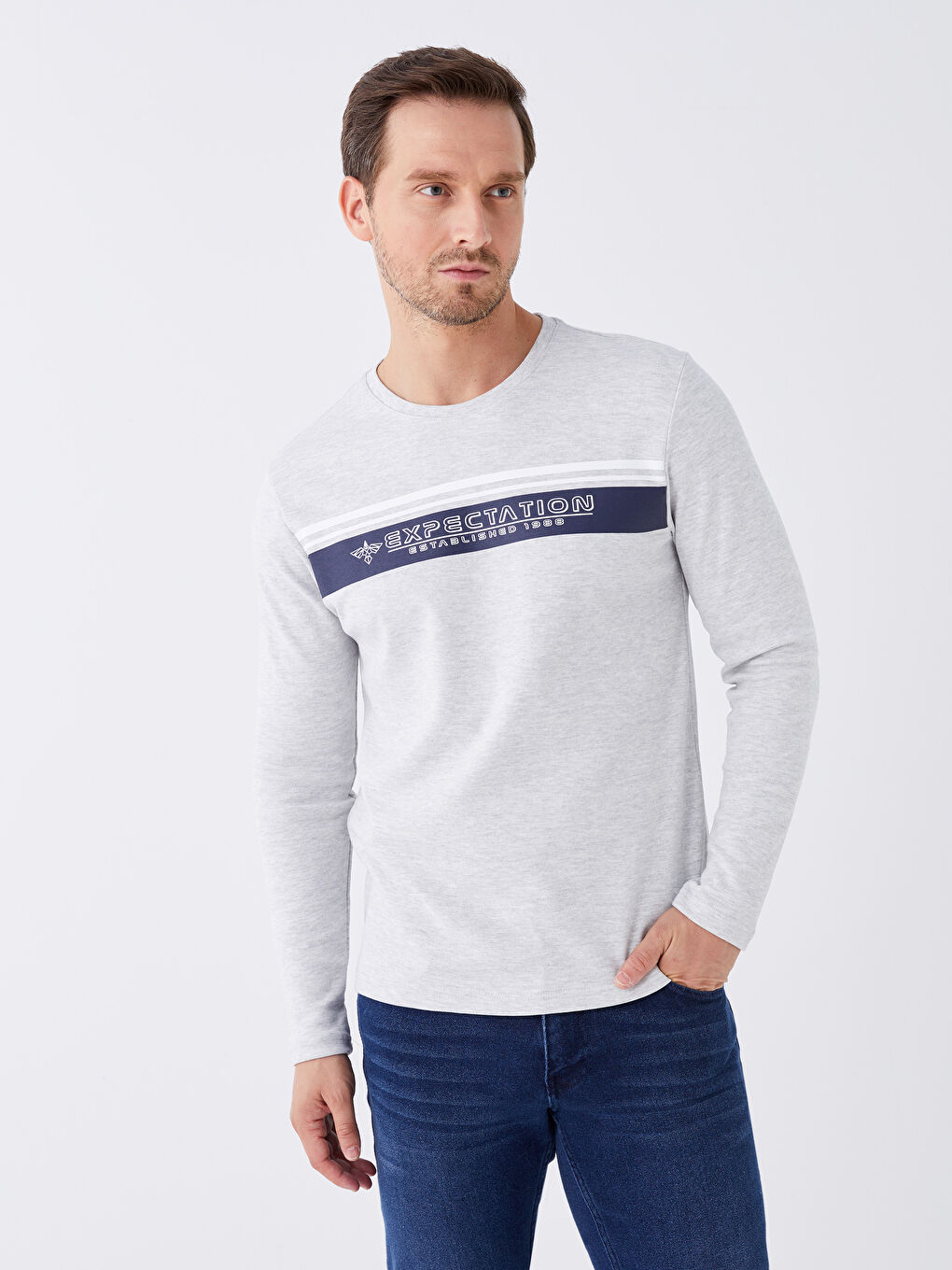 LCWAIKIKI Classic Bej Bisiklet Yaka Uzun Kollu Baskılı Erkek Sweatshirt - 1