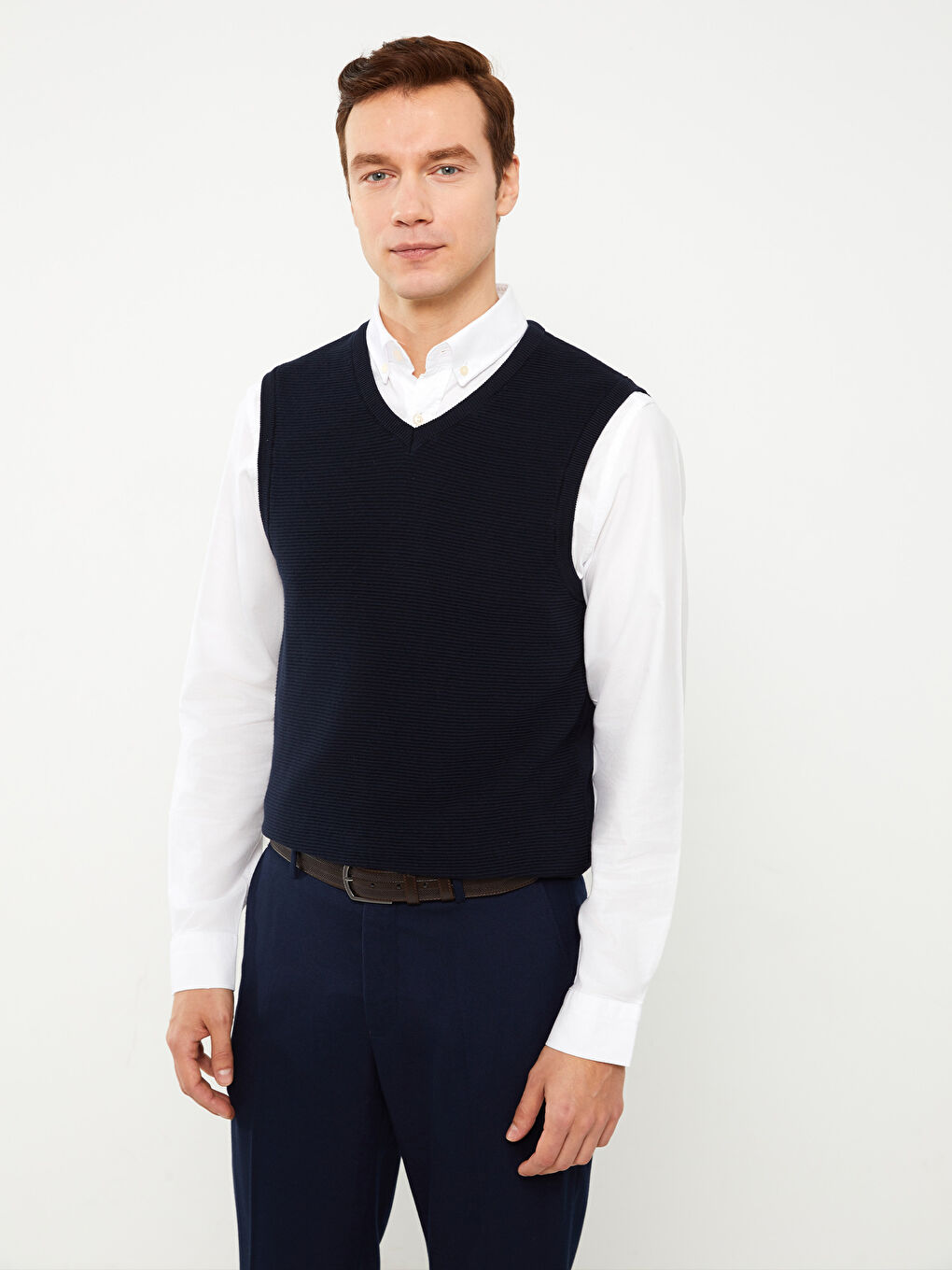 Lacivert Standart Kalıp V Yaka Erkek Triko Süveter