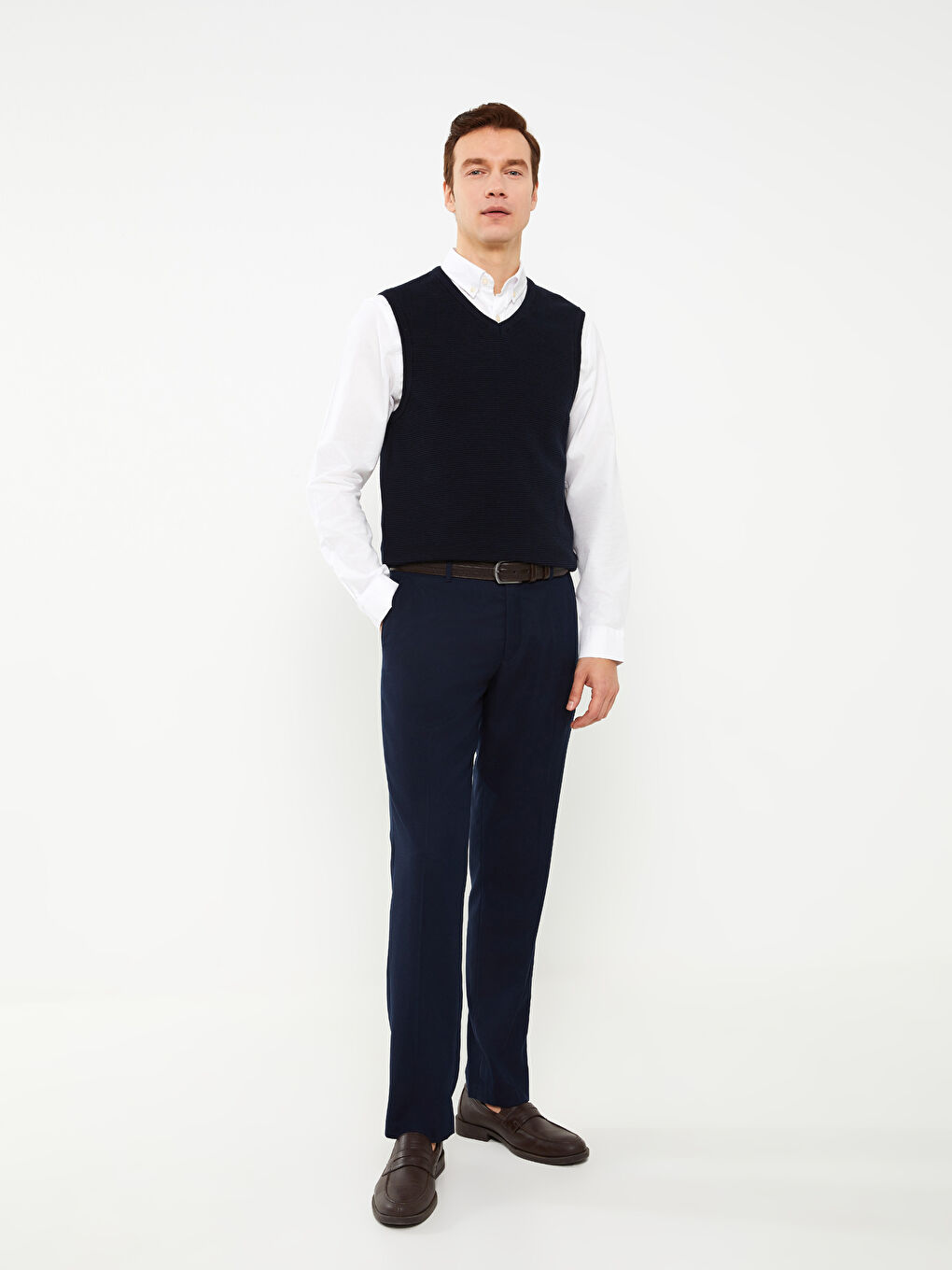 Lacivert Standart Kalıp V Yaka Erkek Triko Süveter-2