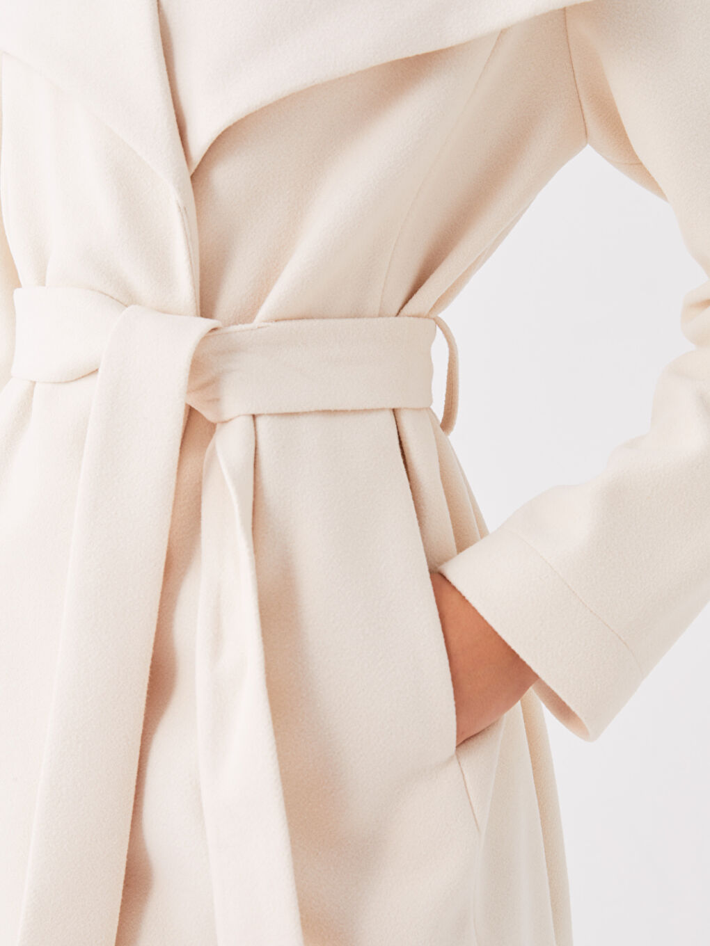 Bej Şal Yaka Düz Uzun Kollu Kadın Kaşe Kaban-3