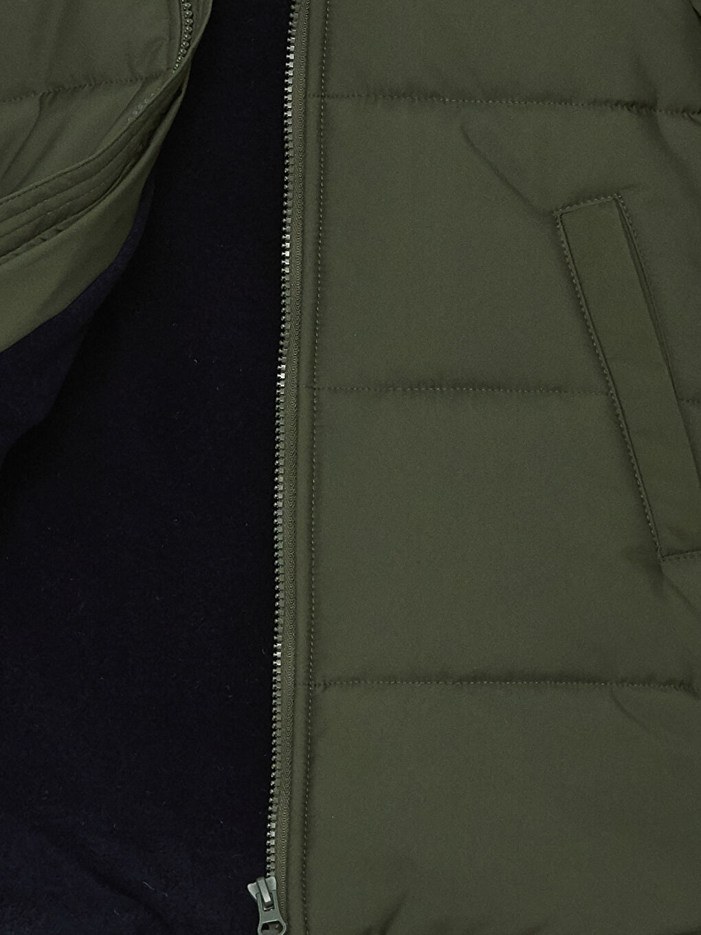 Yeşil Kapüşonlu Basic Erkek Çocuk Mont-2