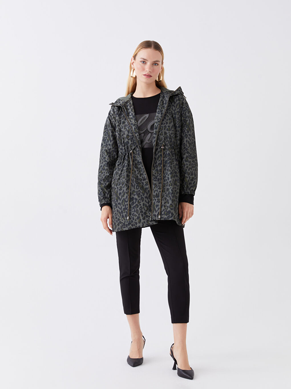 Haki Kapüşonlu Baskılı Uzun Kollu Oversize Kadın Yağmurluk-1