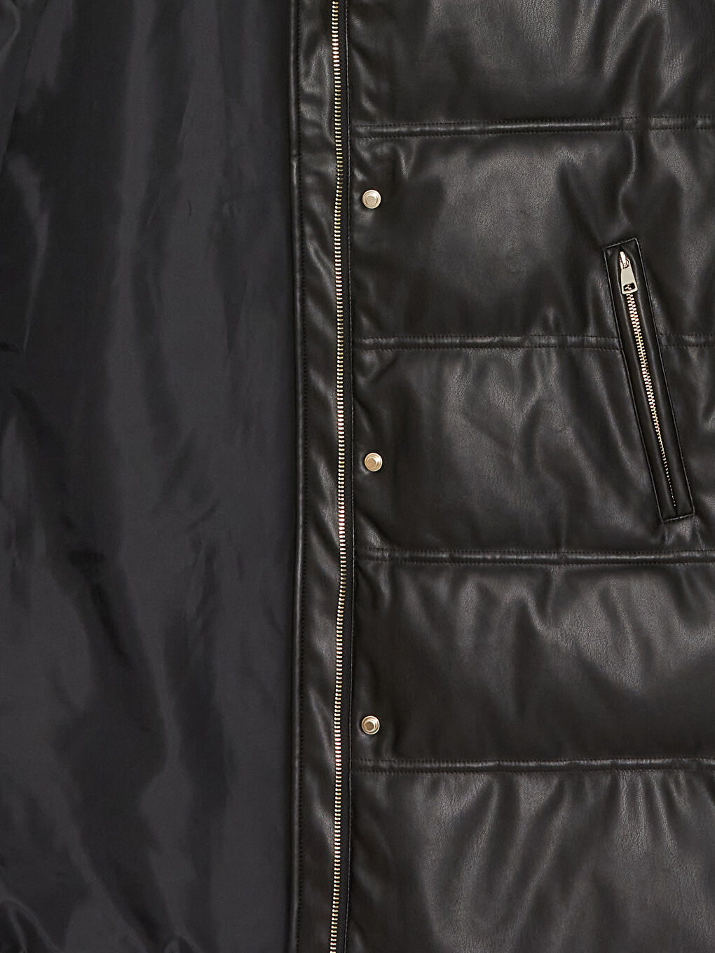 Siyah Kapüşonlu Düz Deri Görünümlü Kadın Şişme Yelek-8