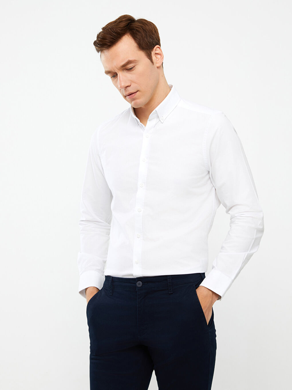 LCWAIKIKI Classic Slim Fit Long Sleeve Oxford Men's Shirt -W31536Z8-Q6K