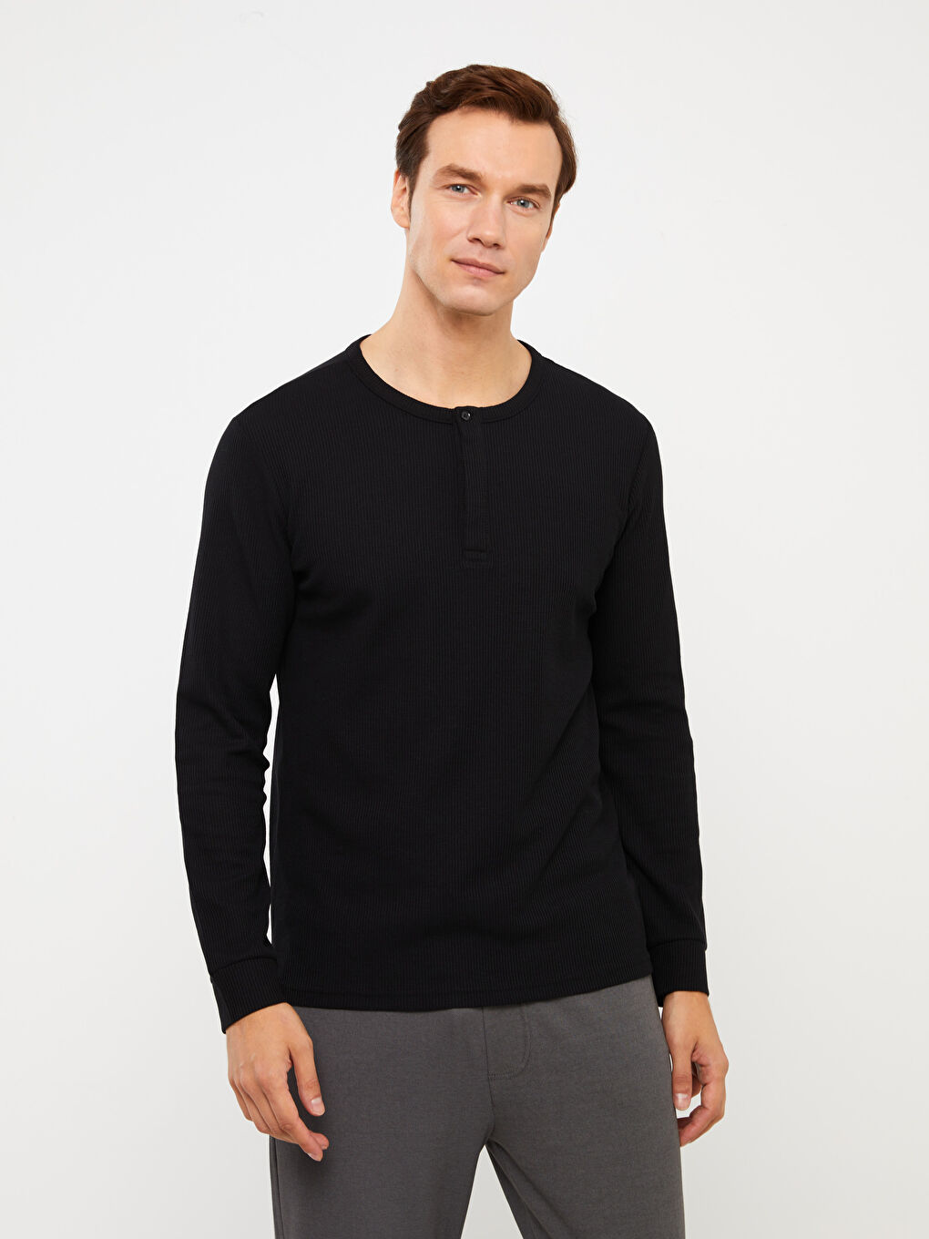 Siyah Bisiklet Yaka Uzun Kollu Erkek Sweatshirt