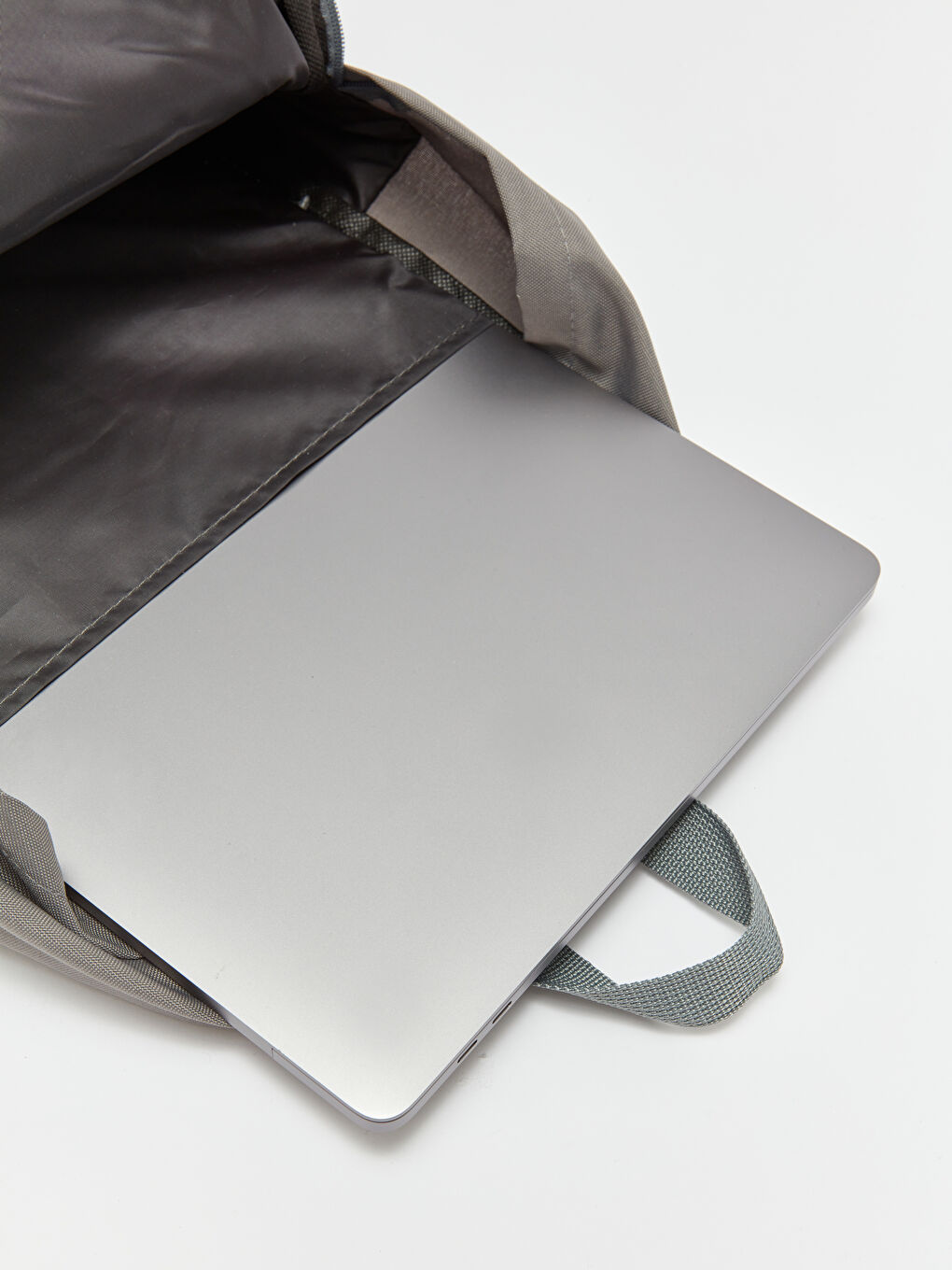 Gri Laptop Bölmeli Erkek Sırt Çantası-5