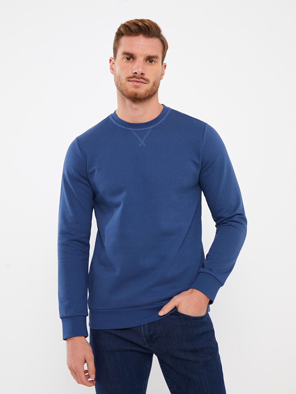LCWAIKIKI Classic Crew Neck Long Sleeve Men's Thick Sweatshirt -W31642Z8-M4U