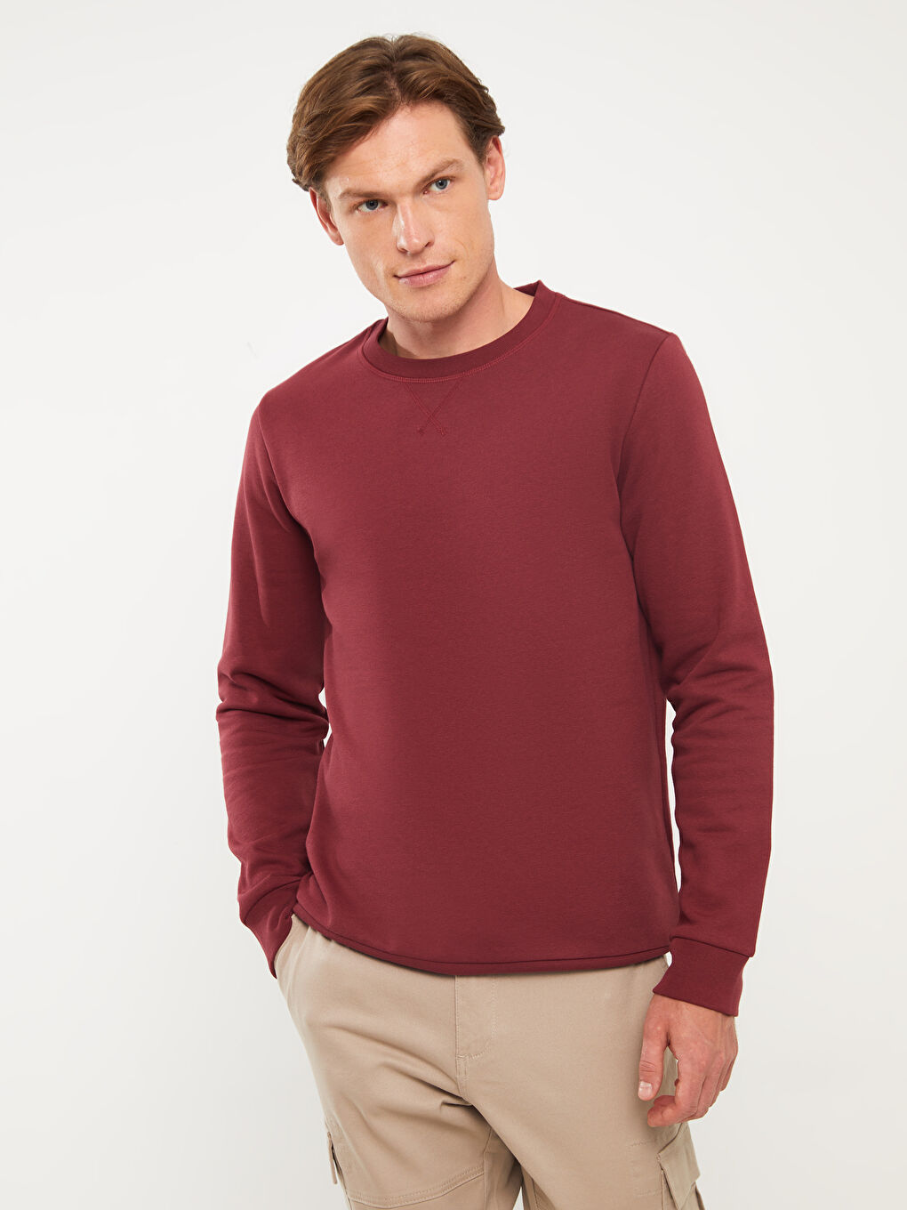 LCWAIKIKI Classic Bordo Bisiklet Yaka Uzun Kollu Erkek Sweatshirt