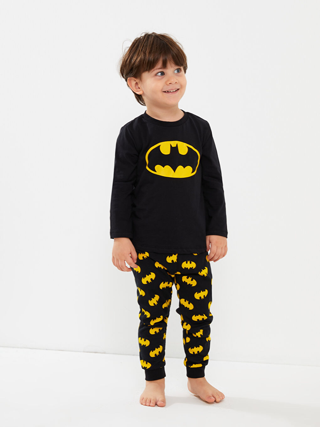 LCW baby Siyah Bisiklet Yaka Uzun Kollu Batman Baskılı Erkek Bebek Pijama Takımı - 1