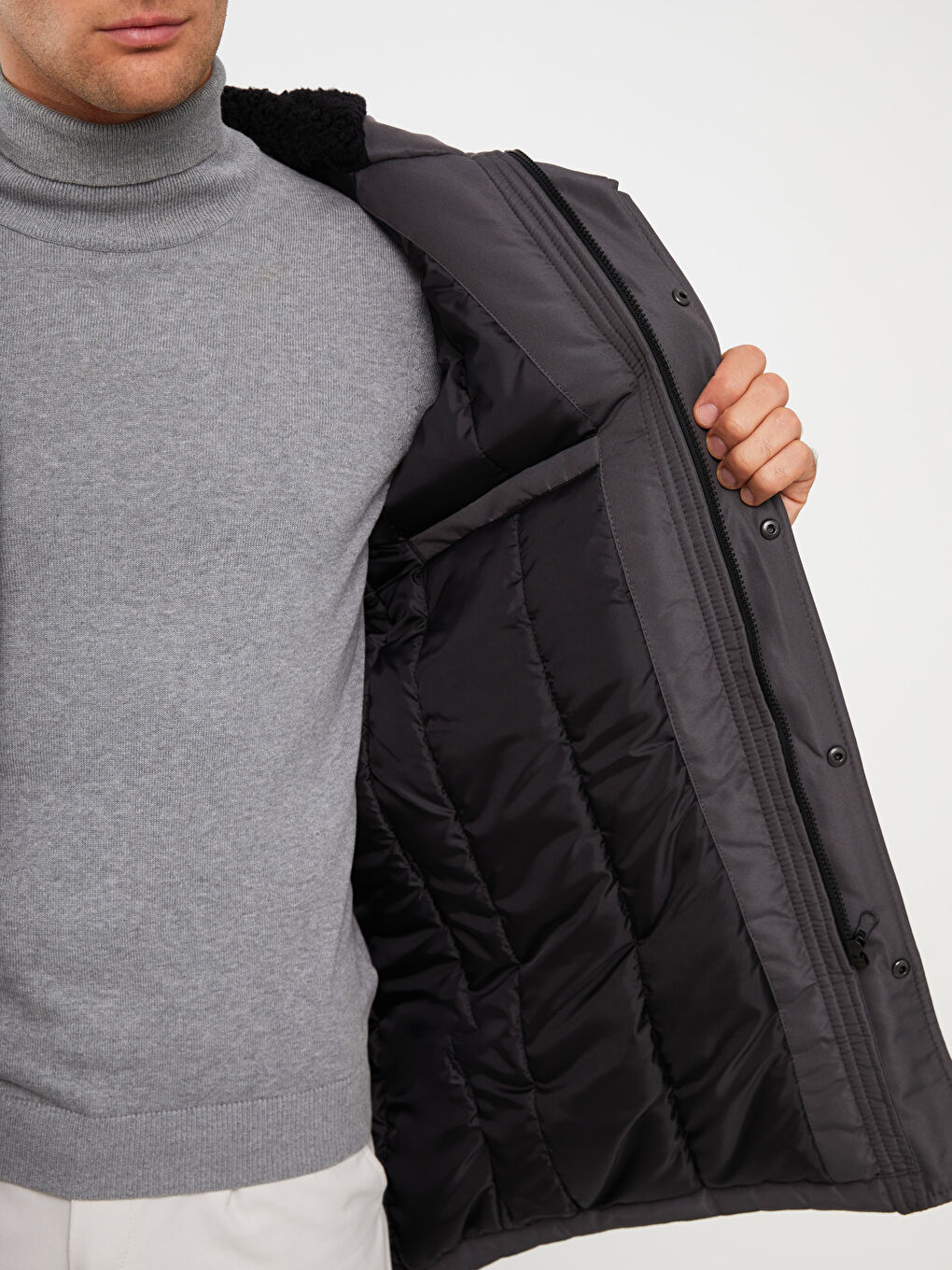 Antrasit Standart Kalıp Kapüşonlu Erkek Mont-4