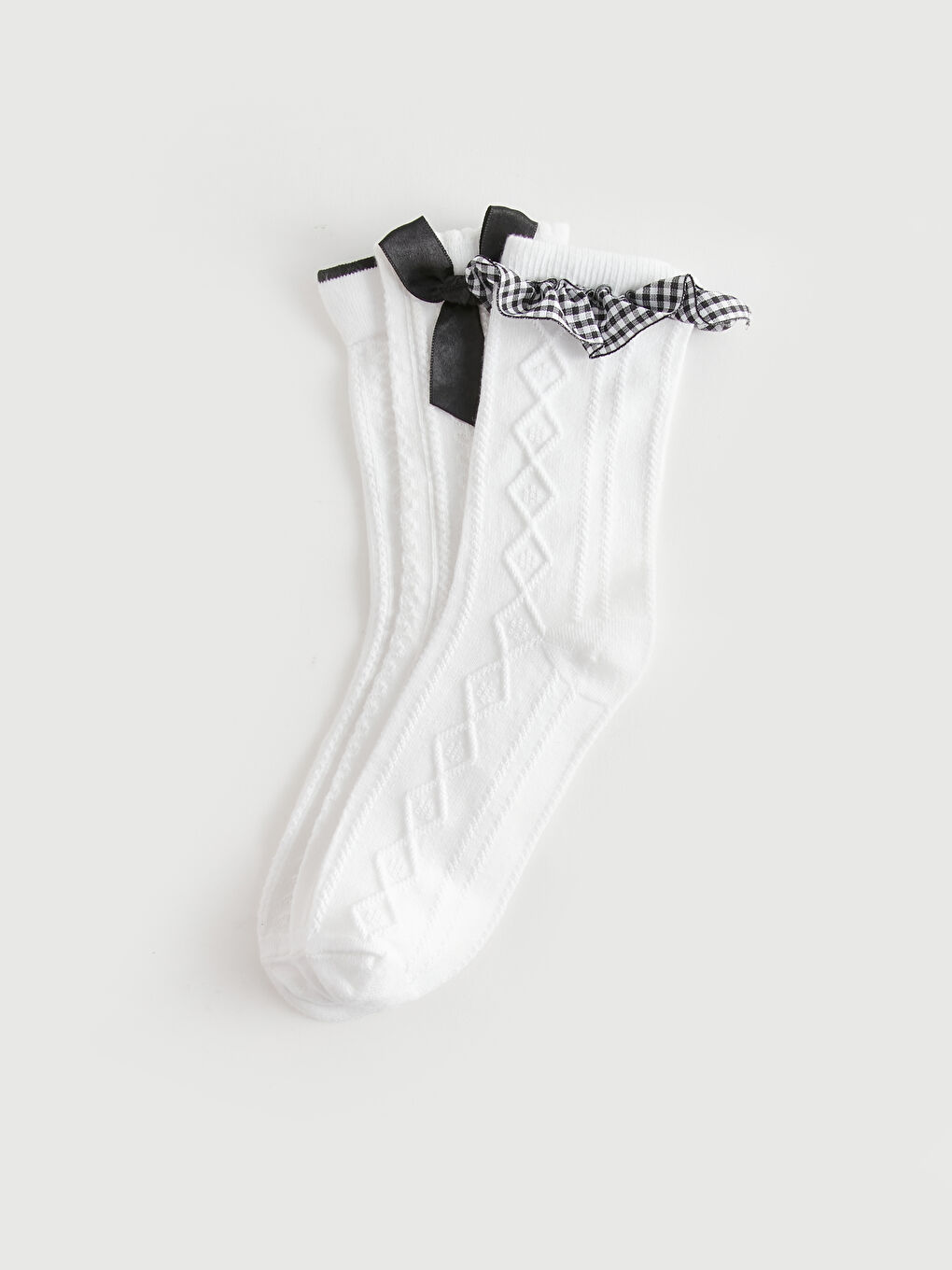 Beyaz Kendinden Desenli Kız Çocuk Soket Çorap 3'lü-1