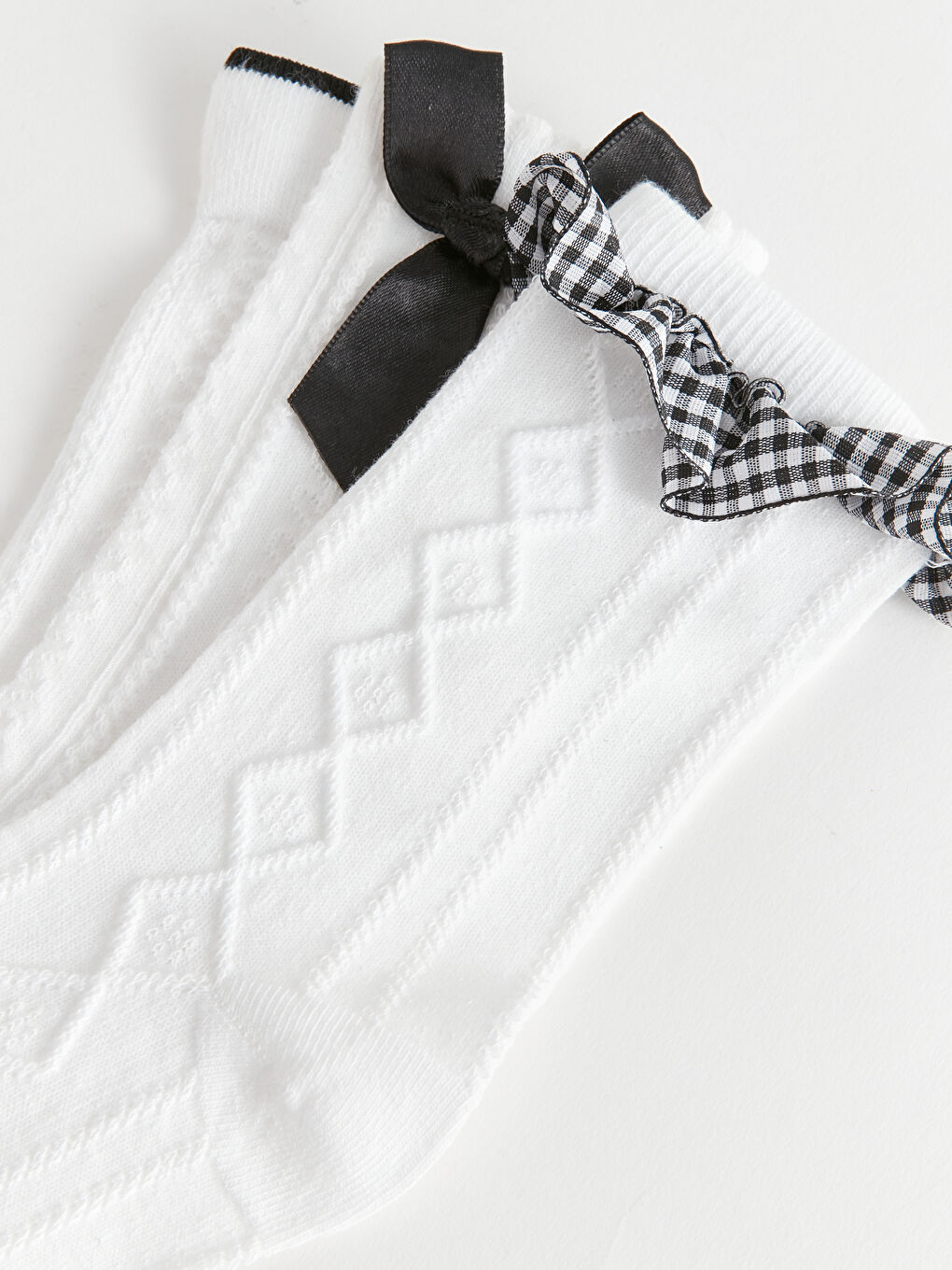 Beyaz Kendinden Desenli Kız Çocuk Soket Çorap 3'lü-2