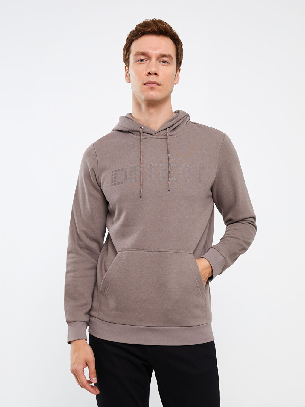 LCWAIKIKI Classic Kahverengi Uzun Kollu Baskılı Erkek Kalın Hoodie - 1