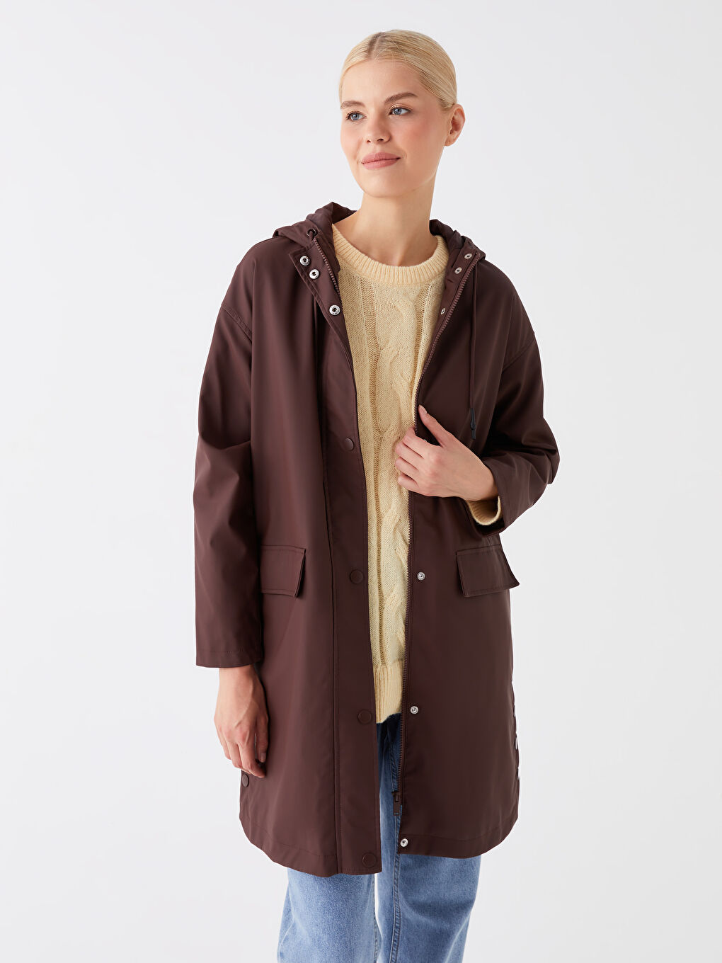 Kahverengi Kadın Kapüşonlu Düz Mont-2