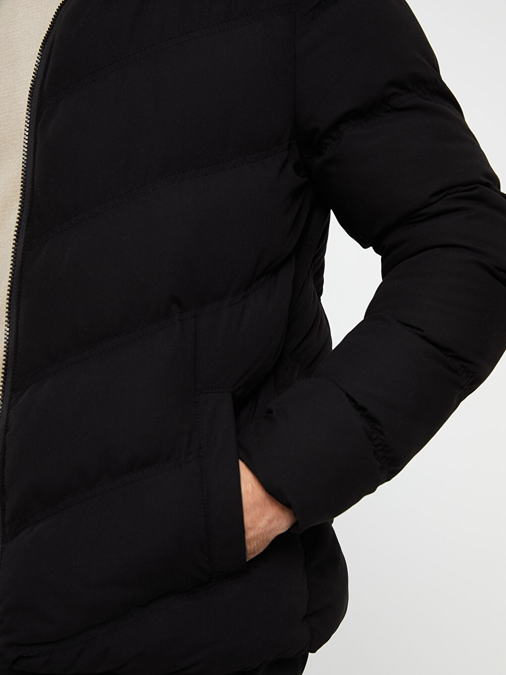 Siyah Slim Fit Dik Yaka Erkek Şişme Mont-2