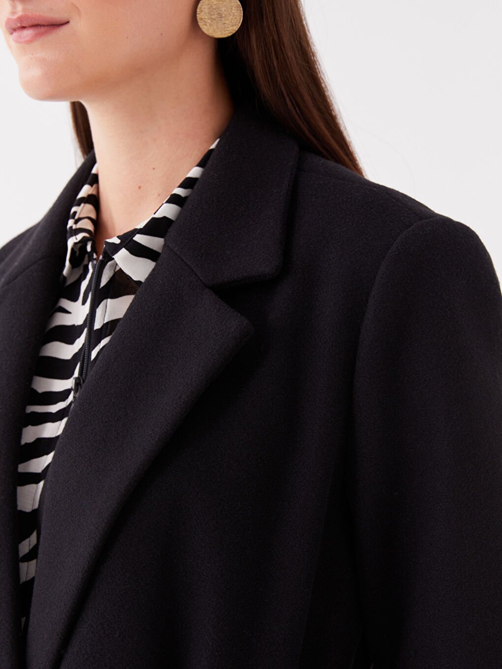 Siyah Ceket Yaka Kadın Kaşe Kaban-3