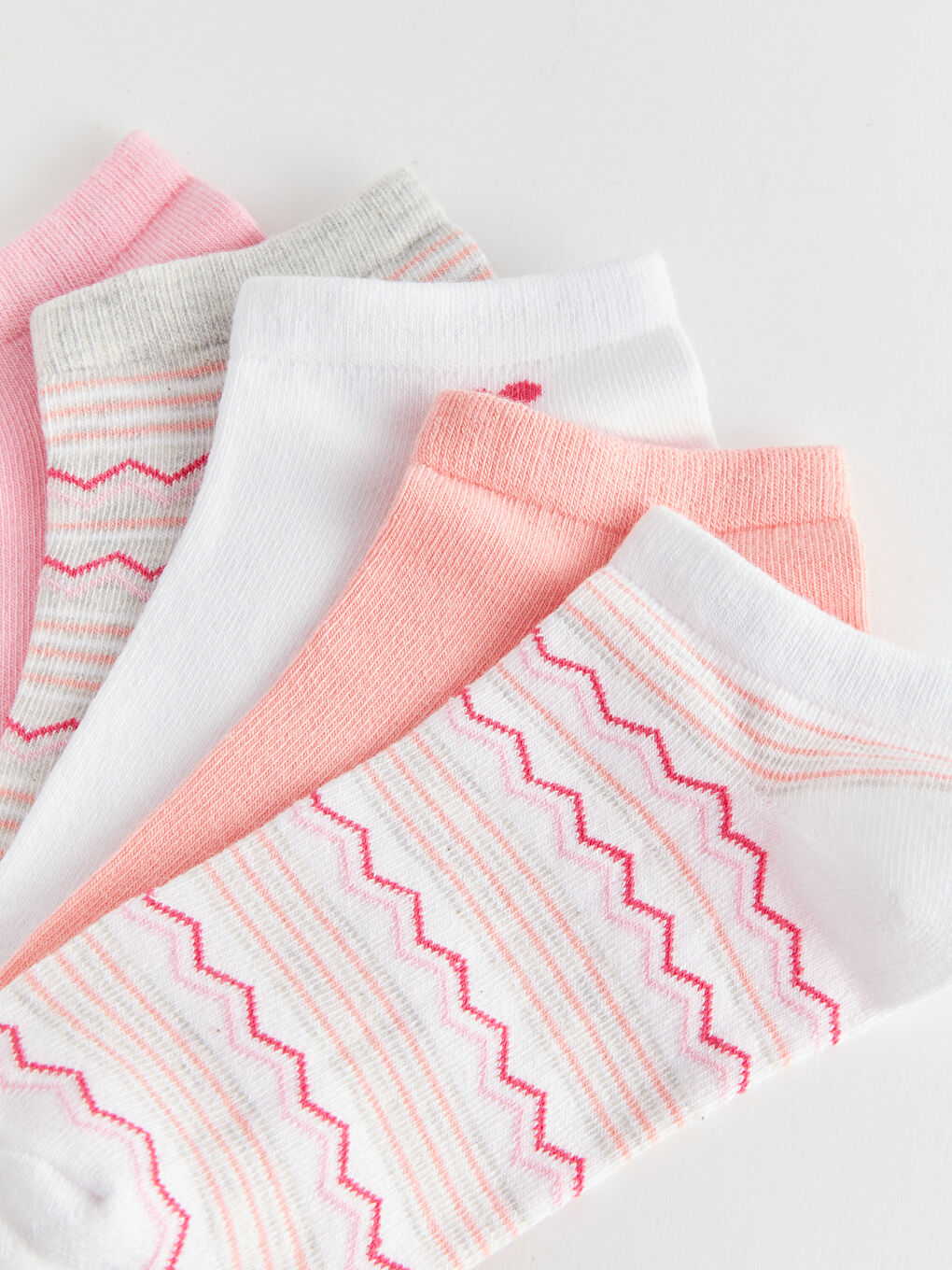 جوارب رياضية منقوشة للسيدات - عبوة من ٥ قطع-2