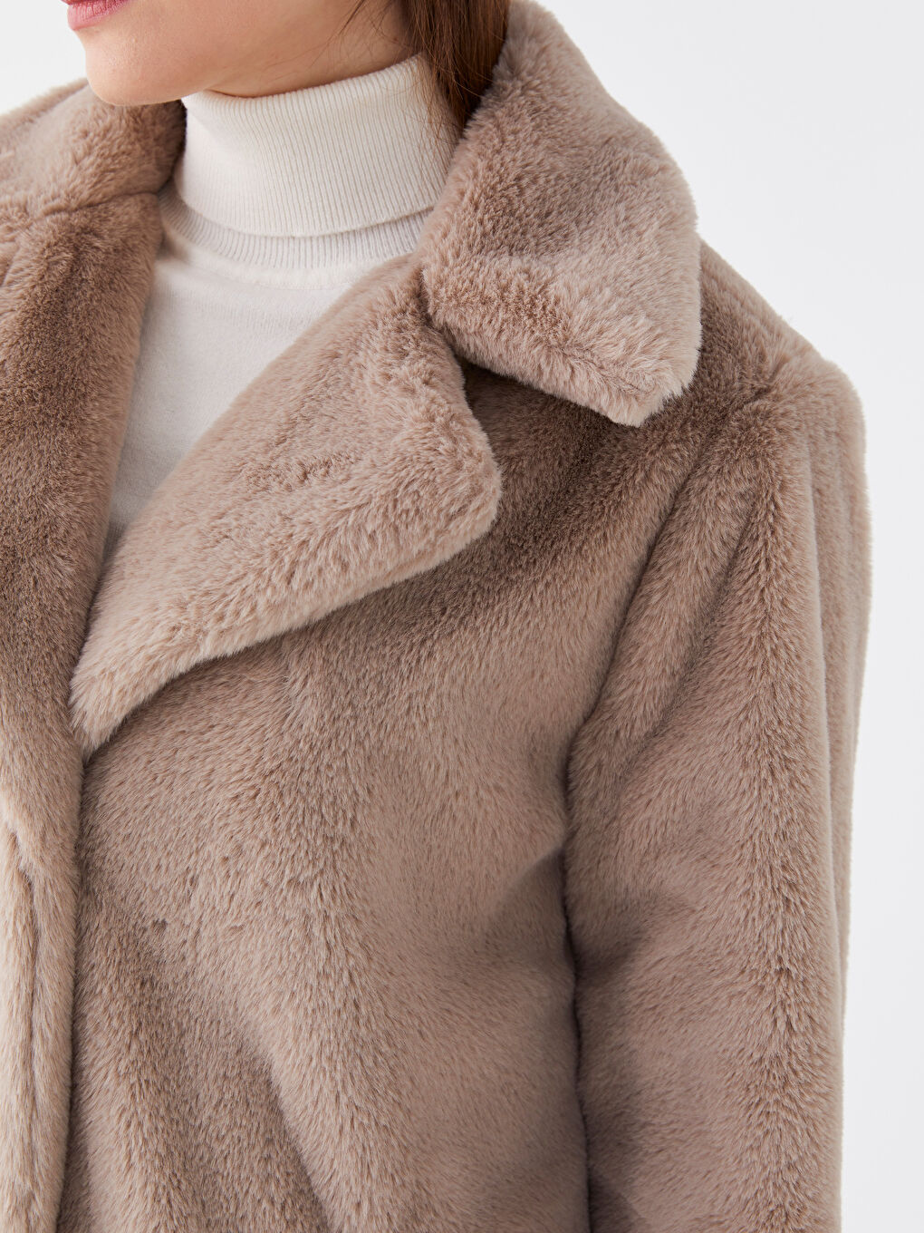 Әйелдерге арналған мойын өрнексіз үлпілдек пальто-4