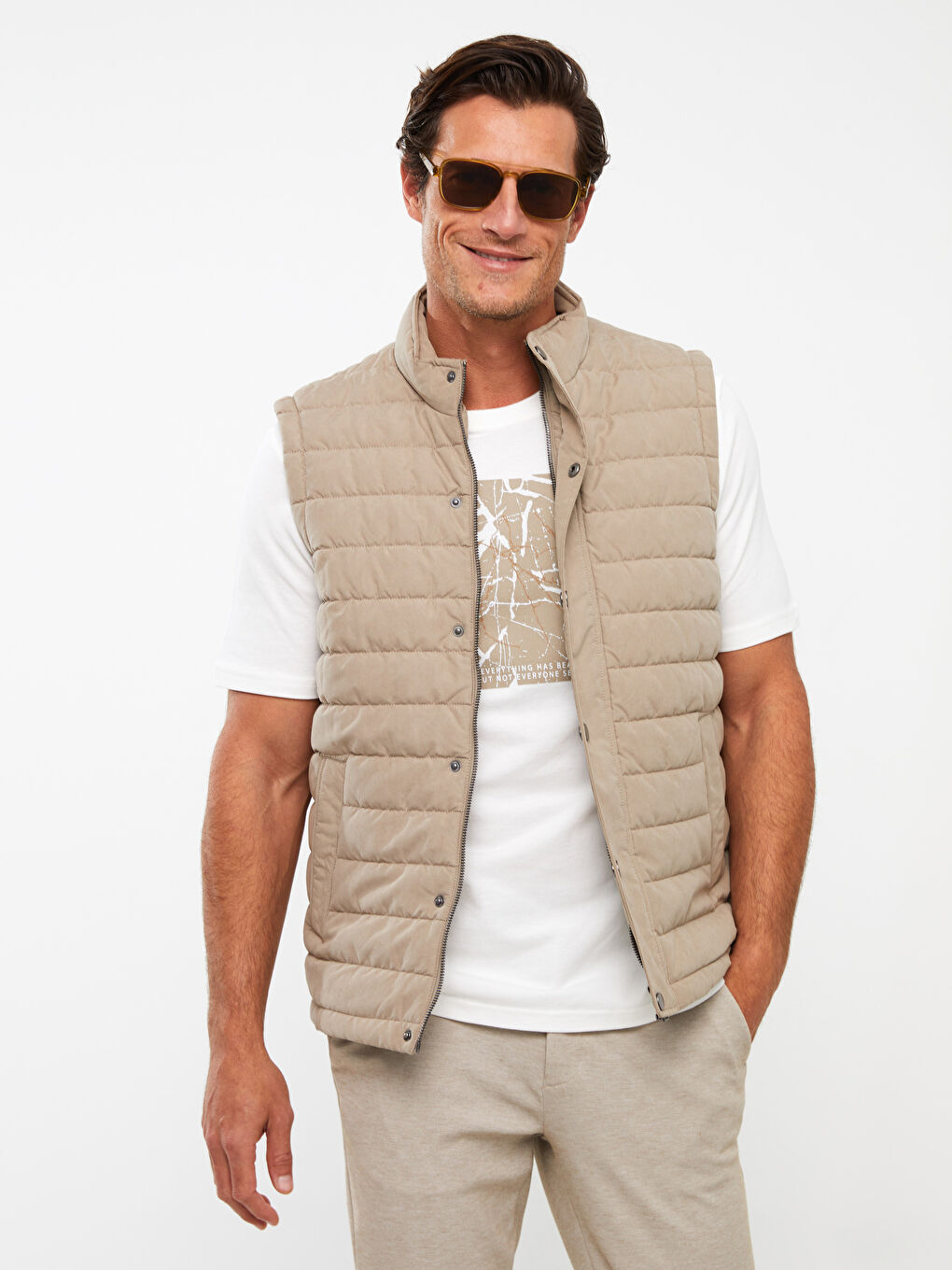 Bej Standart Kalıp Dik Yaka Erkek Şişme Yelek-1