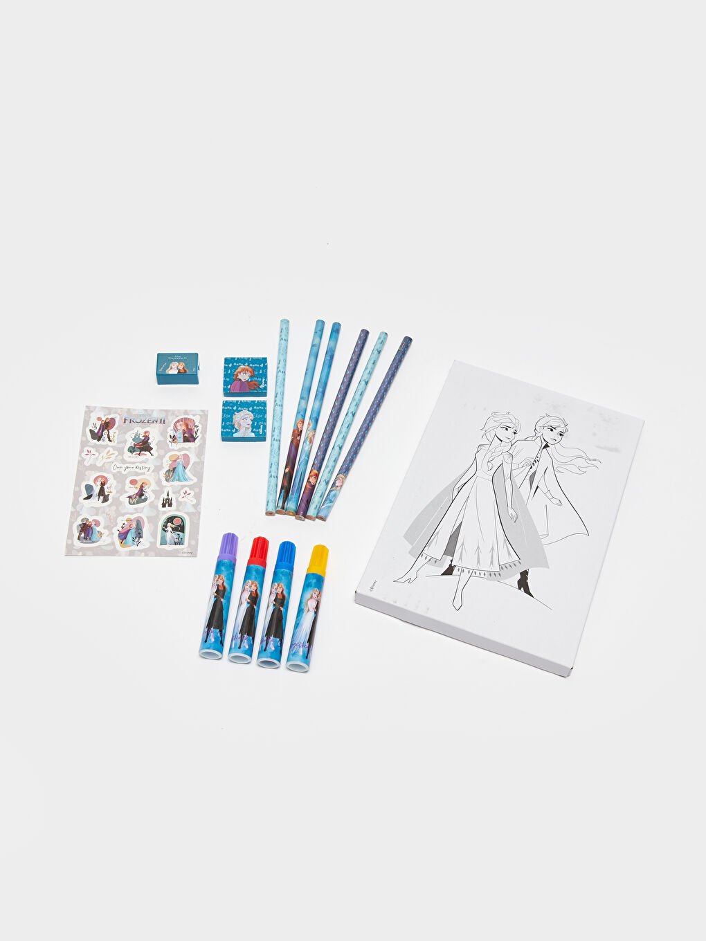 LC Waikiki Frozen Painting Set -W32108Z4-M0T