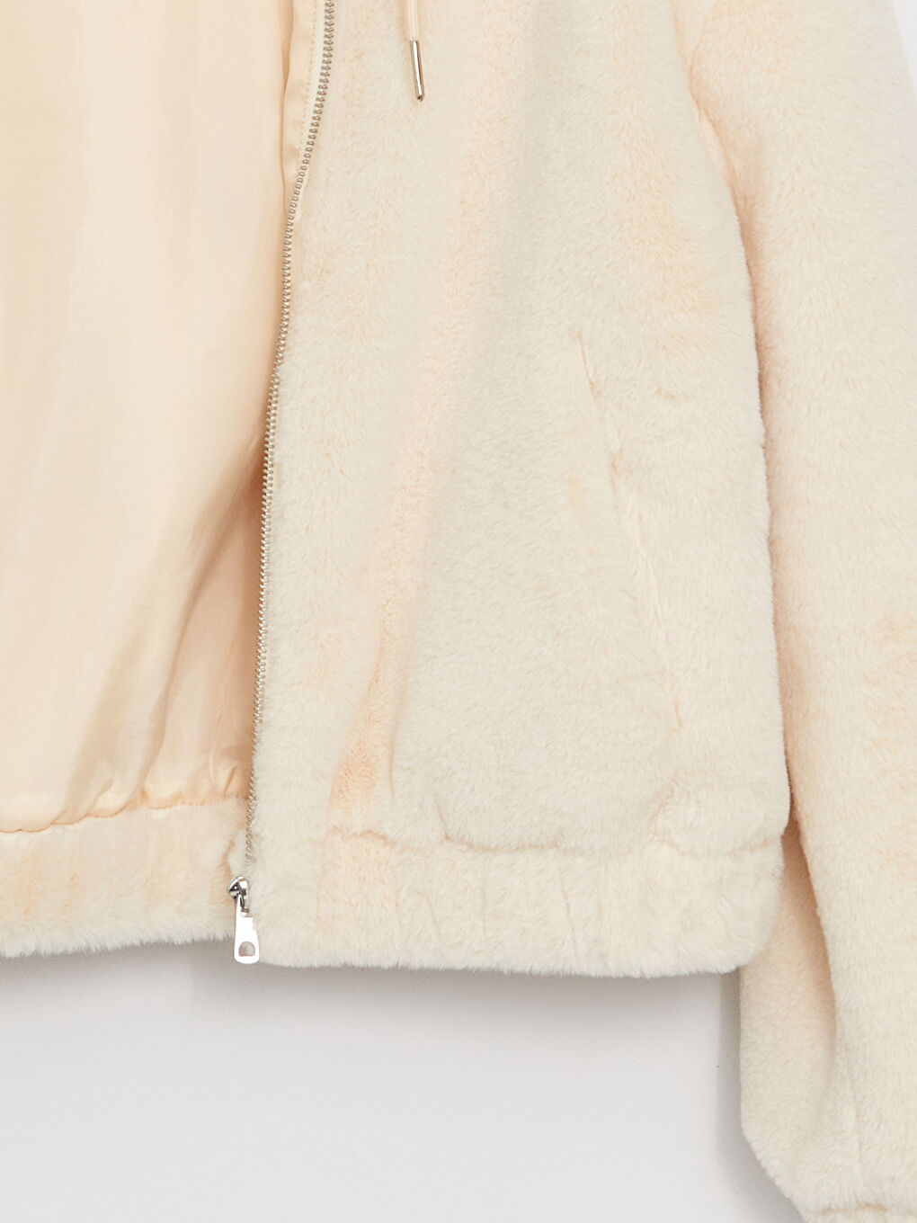 Ekru Kadın Kapüşonlu Düz Pelüş Mont-8