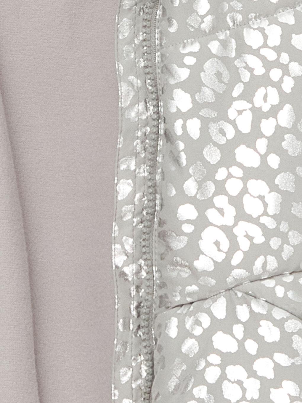 Gri Kapüşonlu Kız Çocuk Şişme Mont-3