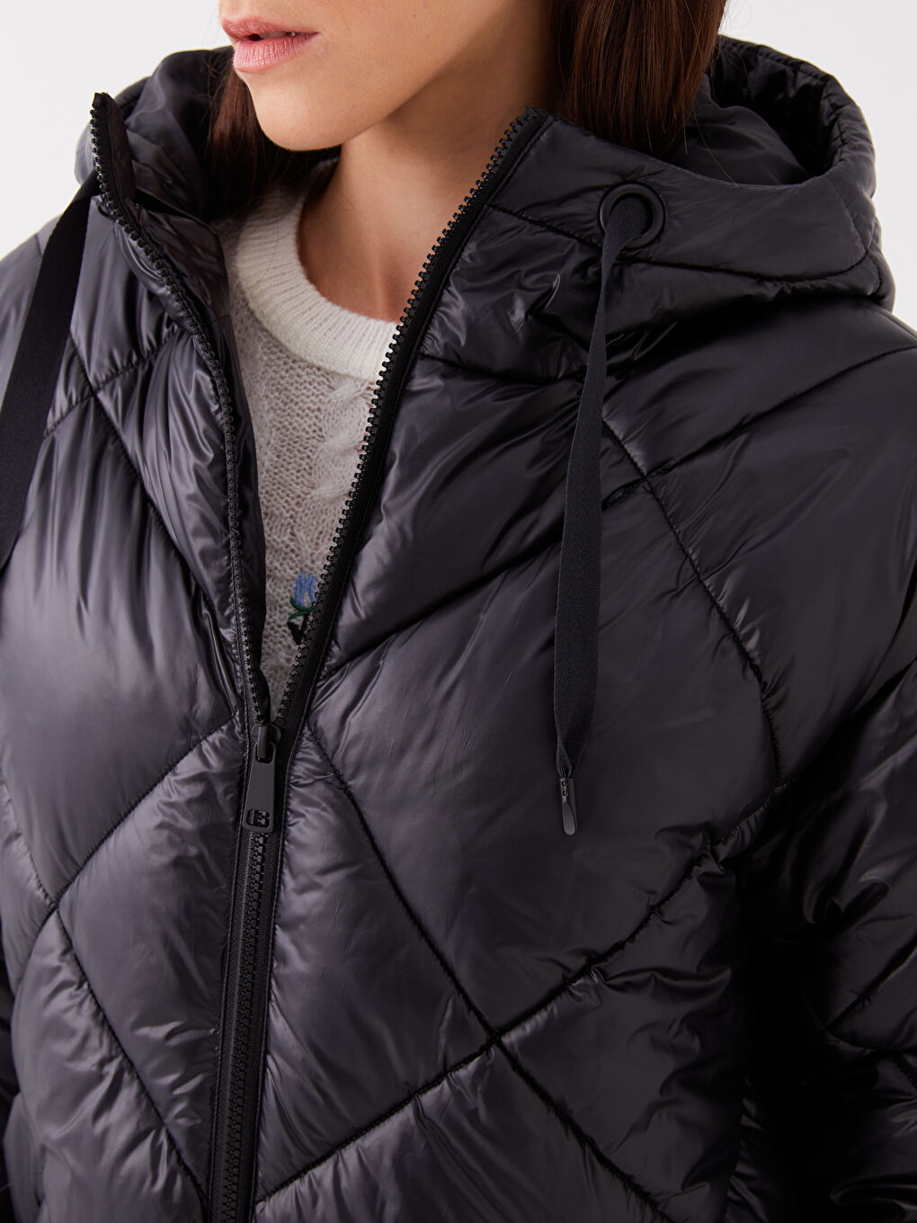 Hooded Quilted Women's Puffer Coat-3